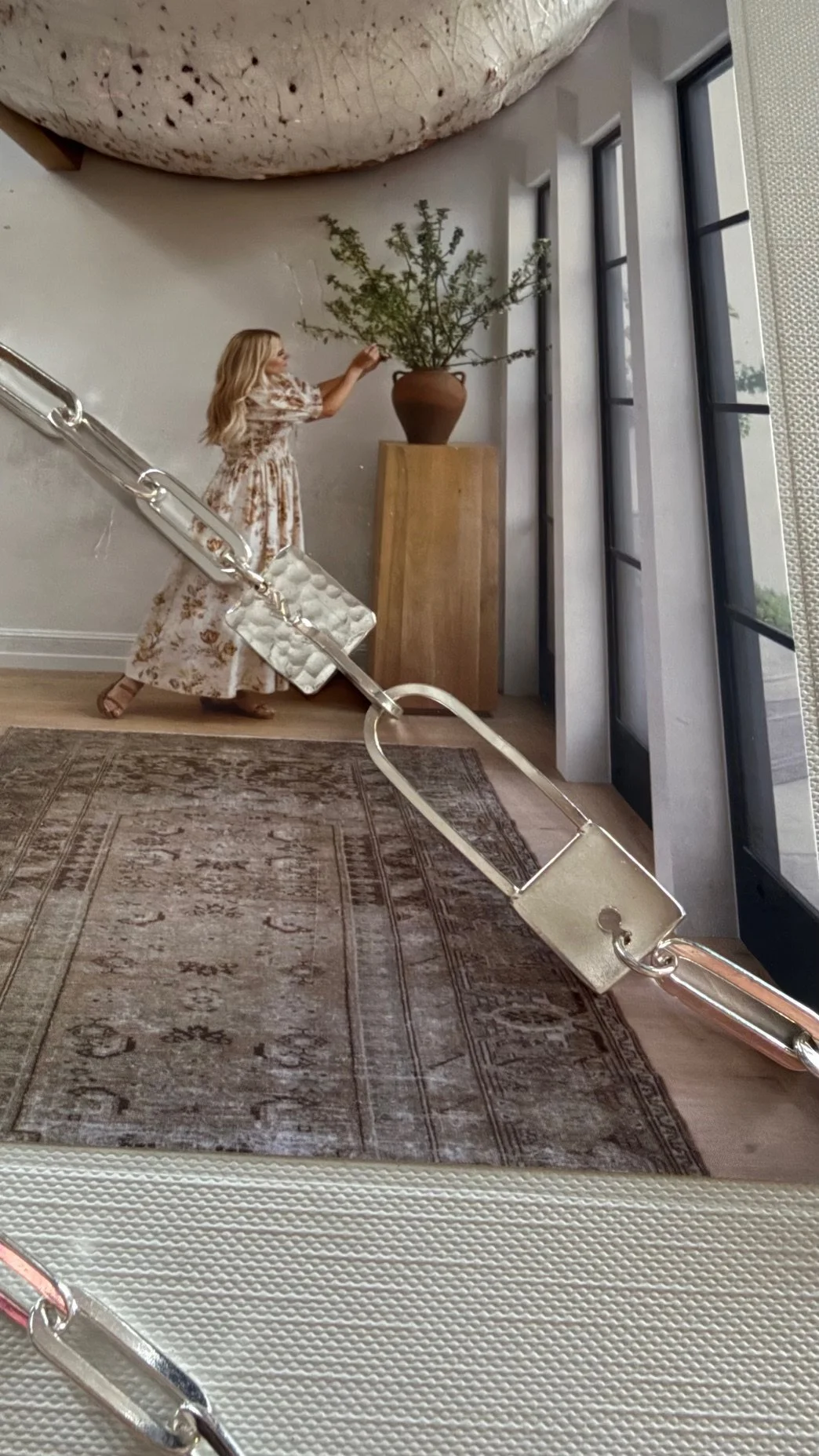 Thick Paperclip Neck w homeade clasp4.jpeg