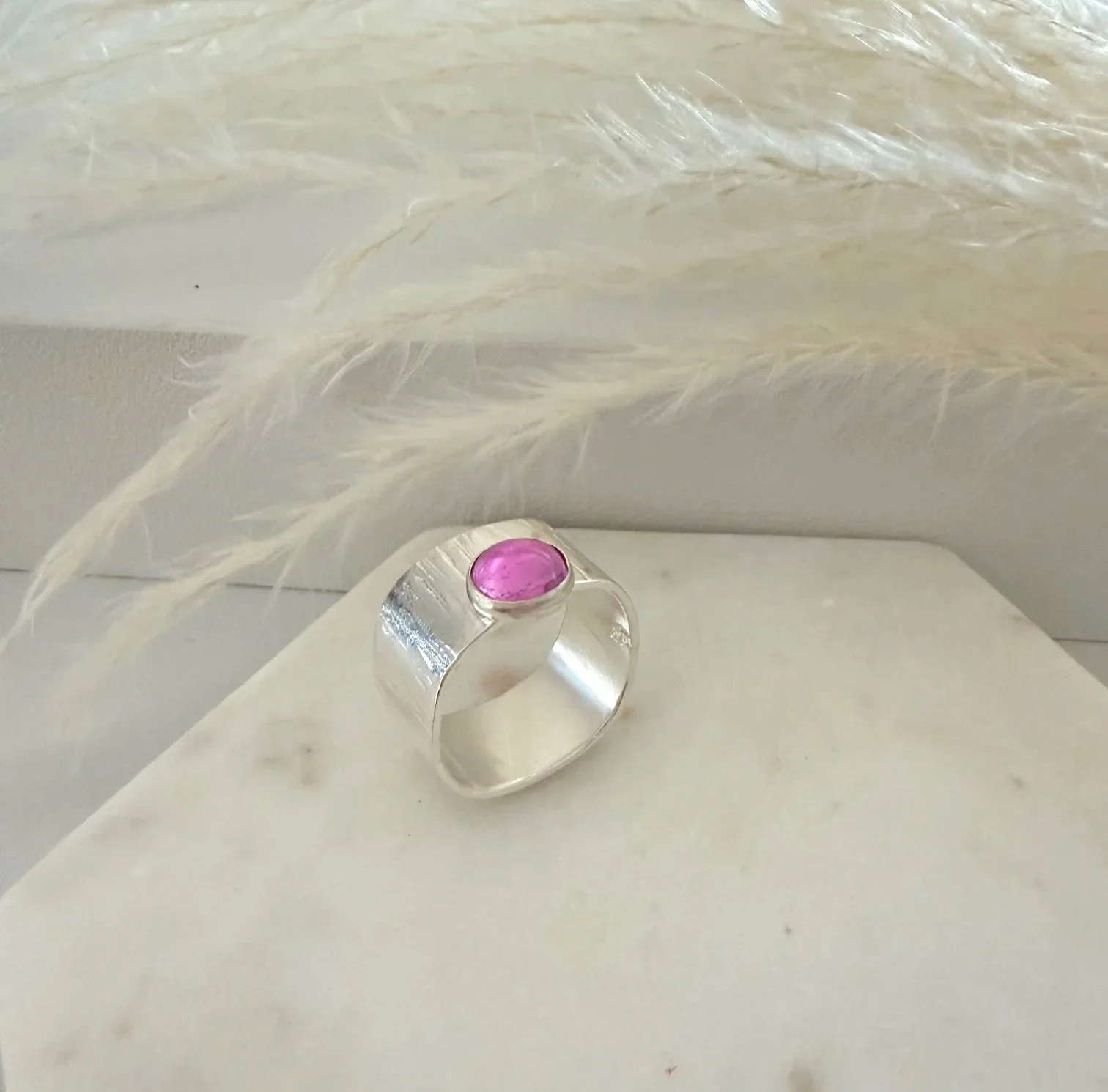 Pink+sapphire+ring2.jpg