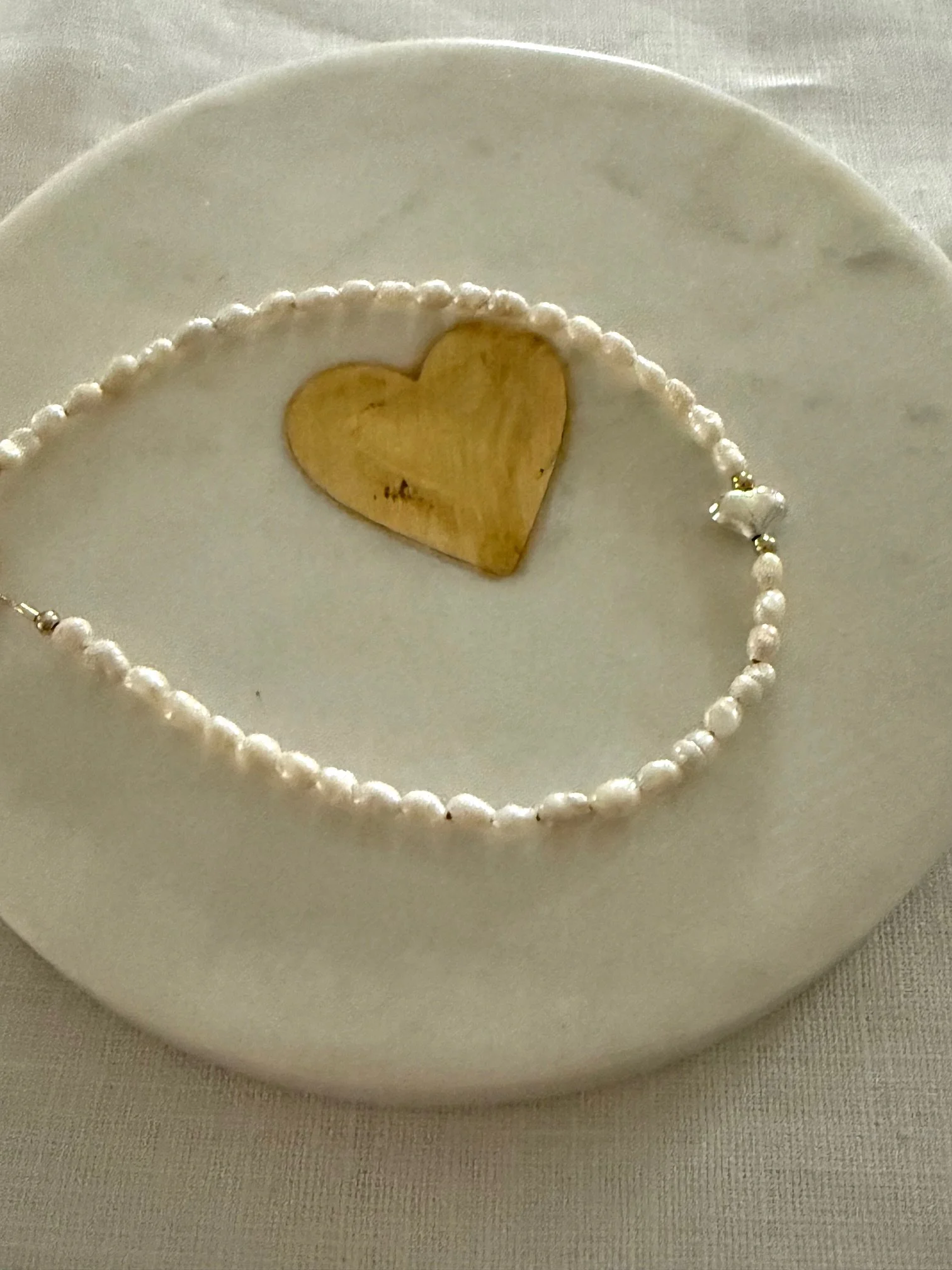 Sweetheart bracelet pearl.jpeg