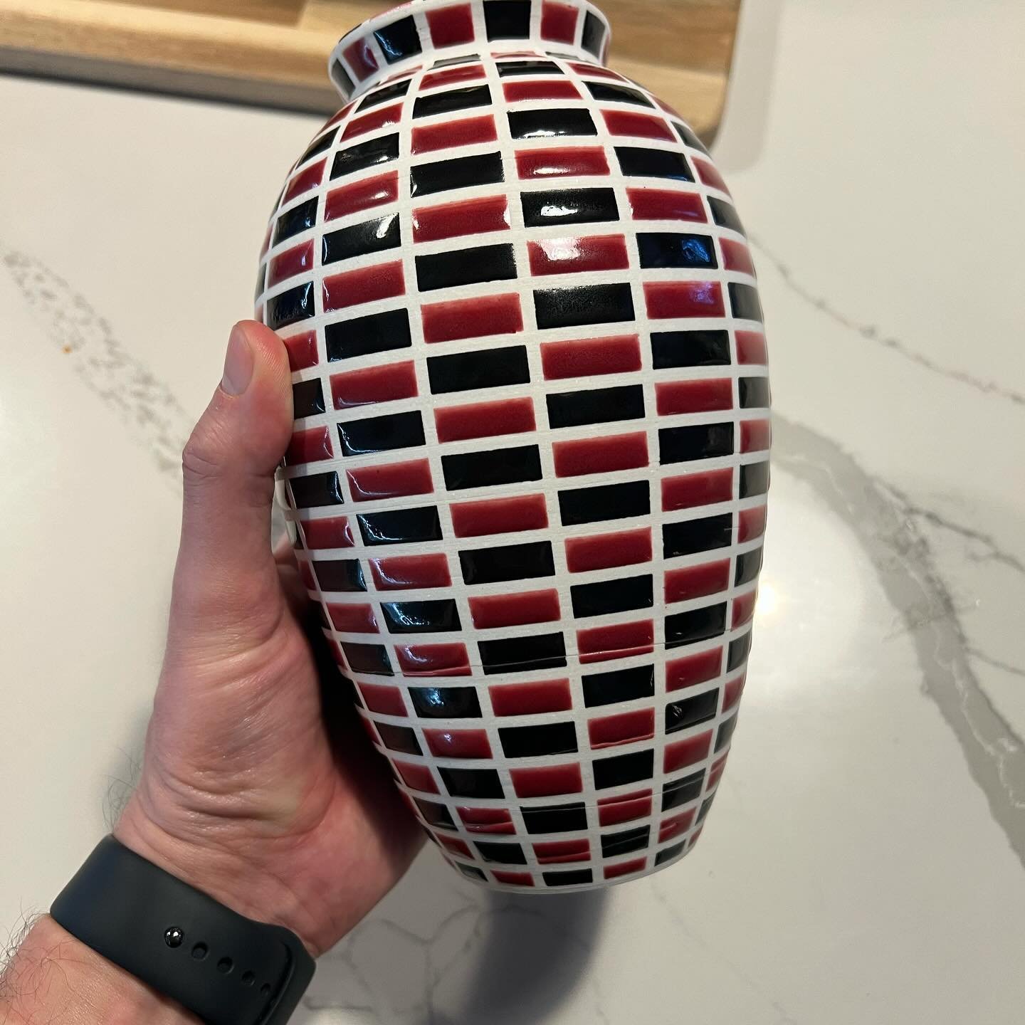 sometimes (oftentimes?) things just don&rsquo;t go to plan. 🤣 

never had this cracking before and have chatted with a lot of folks on the reason why. my pots have always been heavy girls, but this was a new clay (Laguna Everest) and I used Speedbal