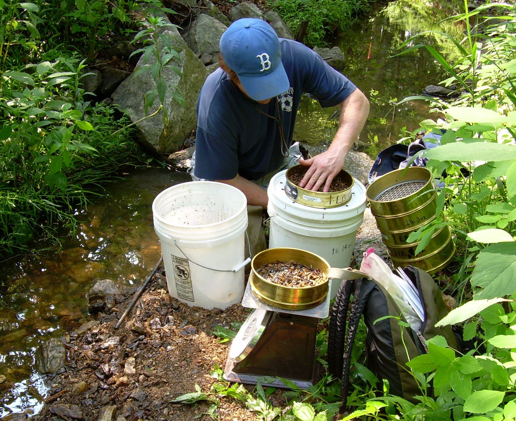 bed load sampling02.jpg