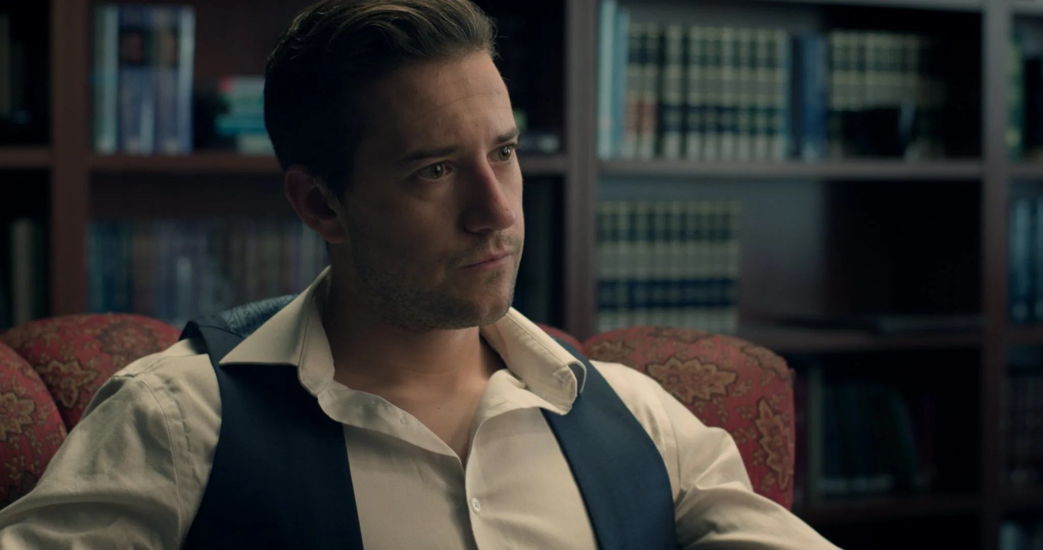 Present Laughter Stills_1.2.1.jpg