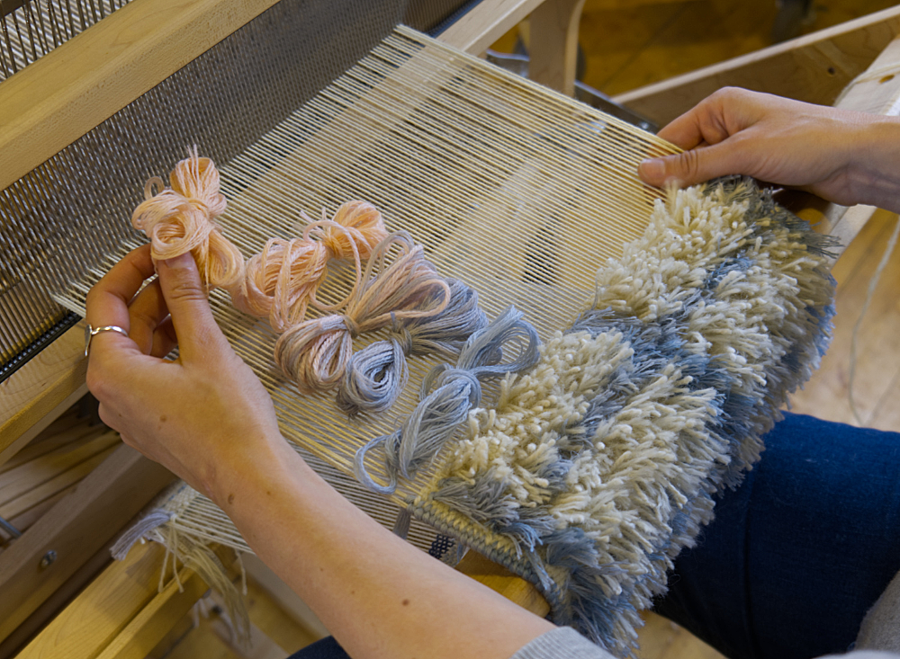 Workshop-Novotny_Weaving-Rya-2.png