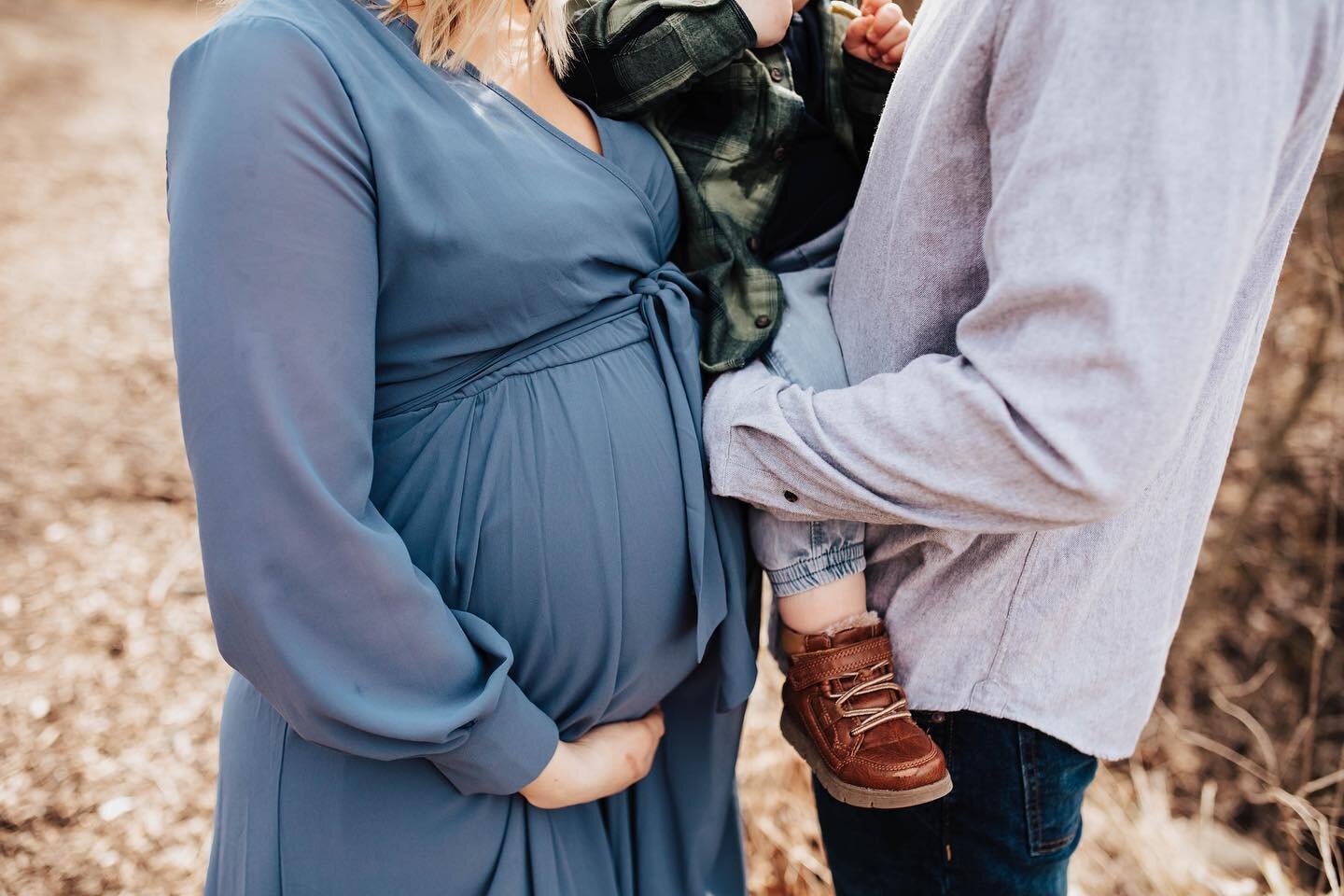 The product of love is the life you bring into this world ❤️ We had the most joy-filled afternoon capturing this mama- and daddy-to-be as they prepare for the next chapter in their story.

#photographer #photoandvideo #shootandshare #lookslikefilm #c