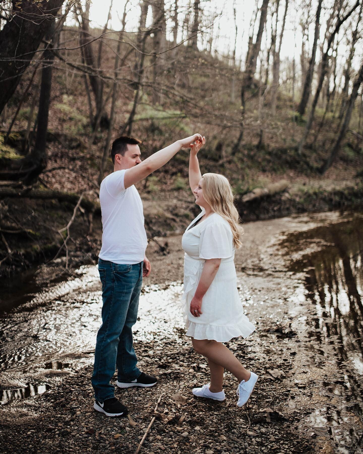 Our most recent engagement session 🍃

I definitely had my work cut out for me with finding a location that wasn&rsquo;t completely full of bare trees. Living in the Midwest during spring, you know what I&rsquo;m talking about. 

Love all the neutral