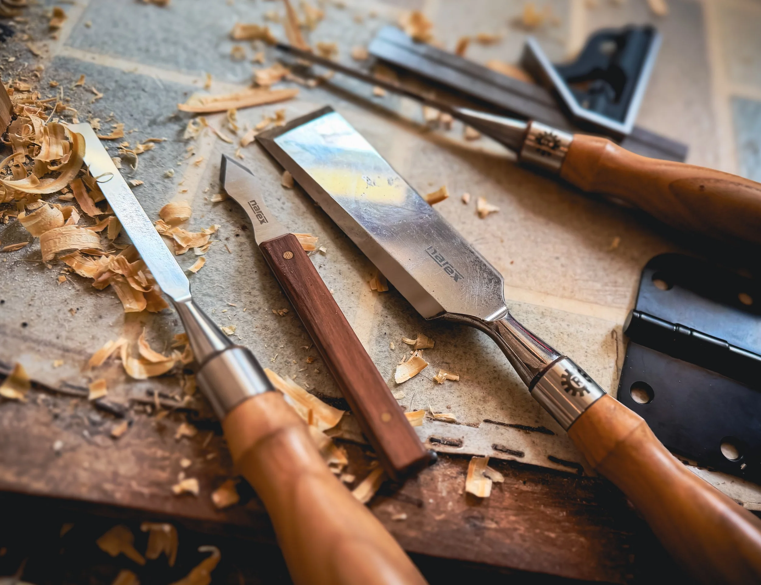 Set of Narex chisels with marking knife mixed in