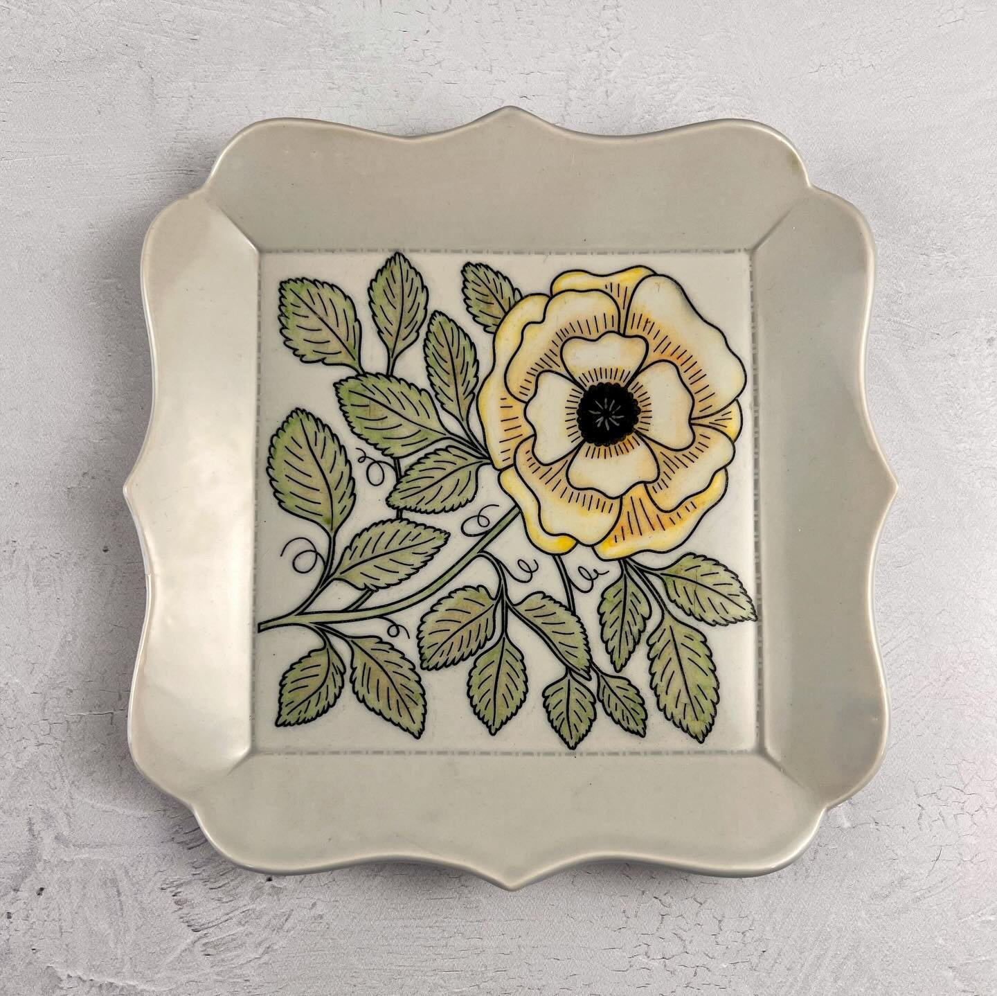 I&rsquo;m happy to say that this underglaze transfer design, Flower Sketches, has been restocked as of today. I&rsquo;ve been holding back posting this plate until they were available again on my website. I just love the way this one turned out. I ap