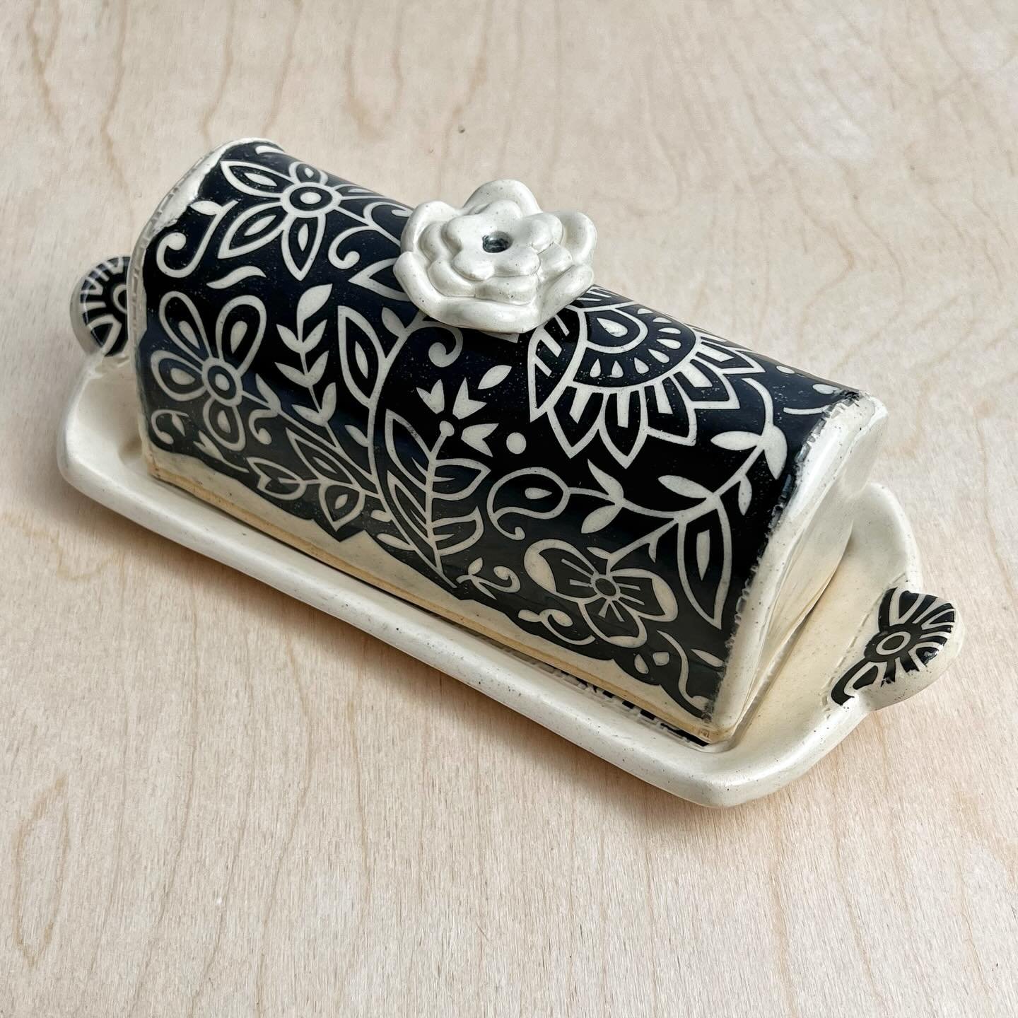 Butter dish, slab built using white stoneware and decorated with the &ldquo;Indian Wood Blocks&rdquo; underglaze transfer. I used Debi&rsquo;s @debi_delacruz cutters to cut out the pieces that form this butter dish. Her cutters make hand-building so 