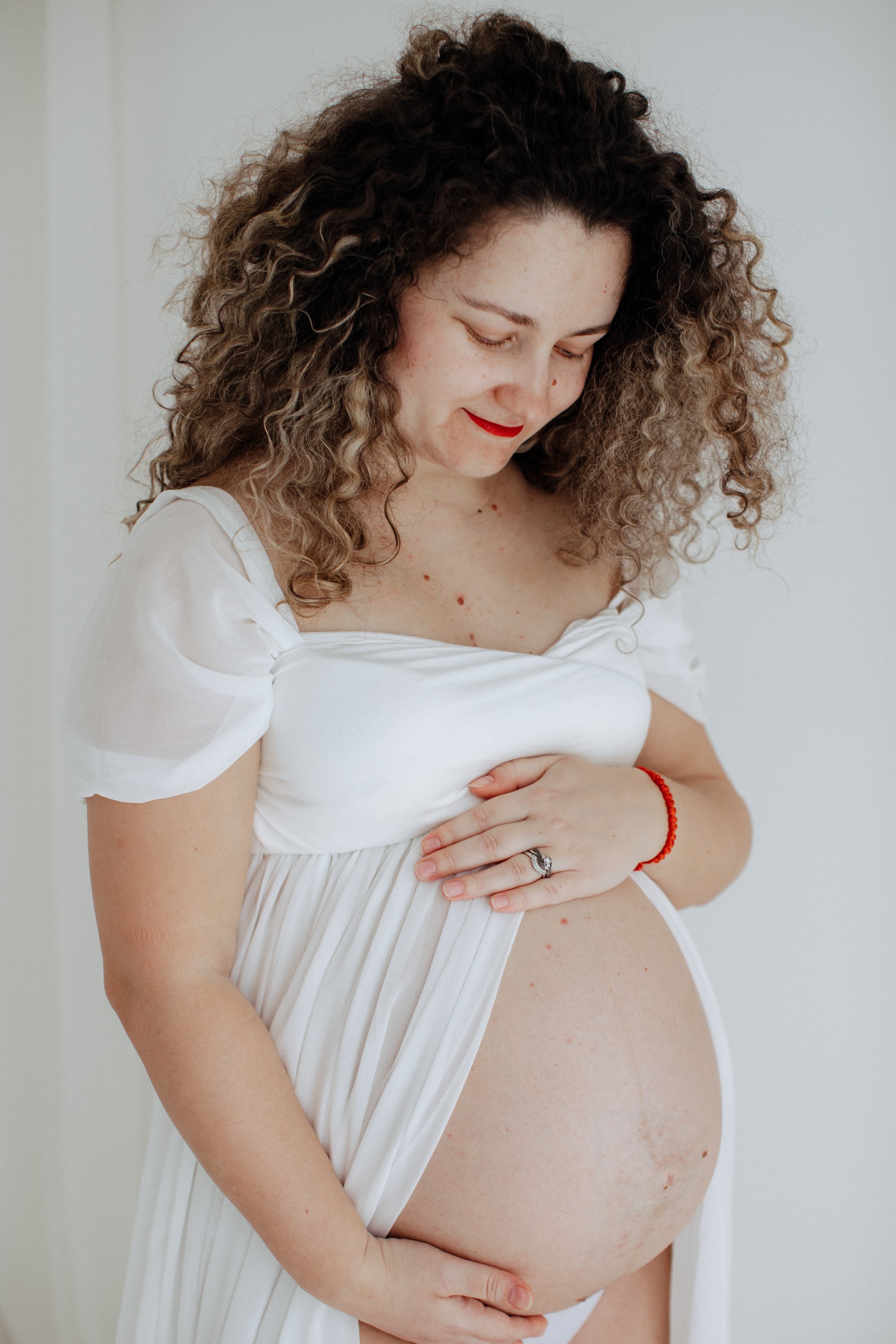 Maternity session Bedford-4.jpg