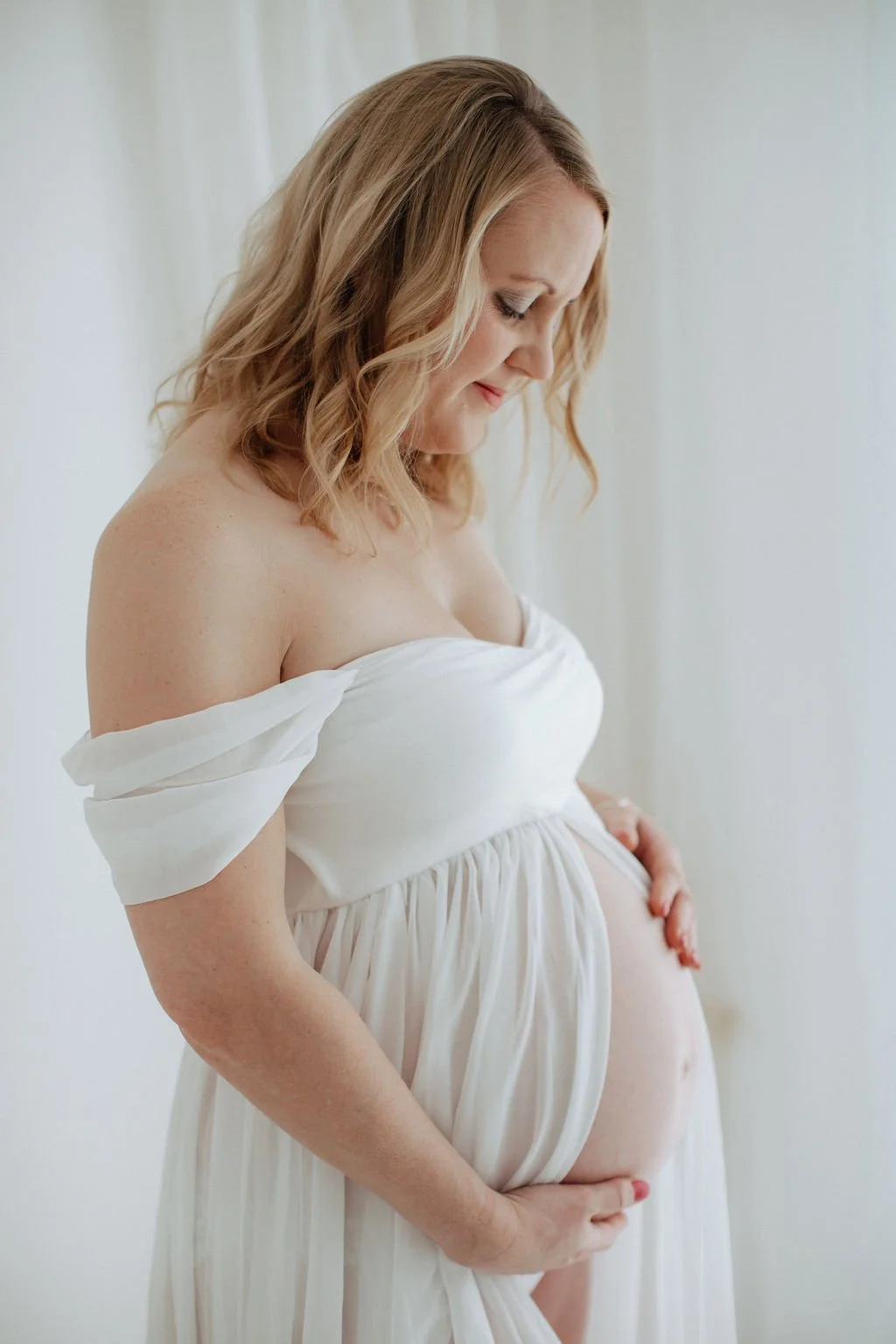 Maternity photographer Bedford