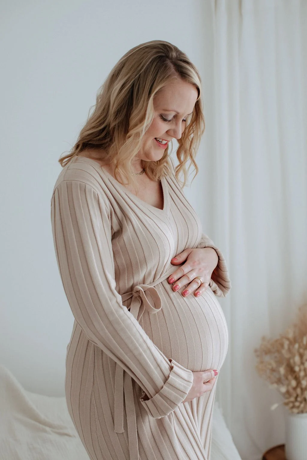 Maternity photographer Bedford
