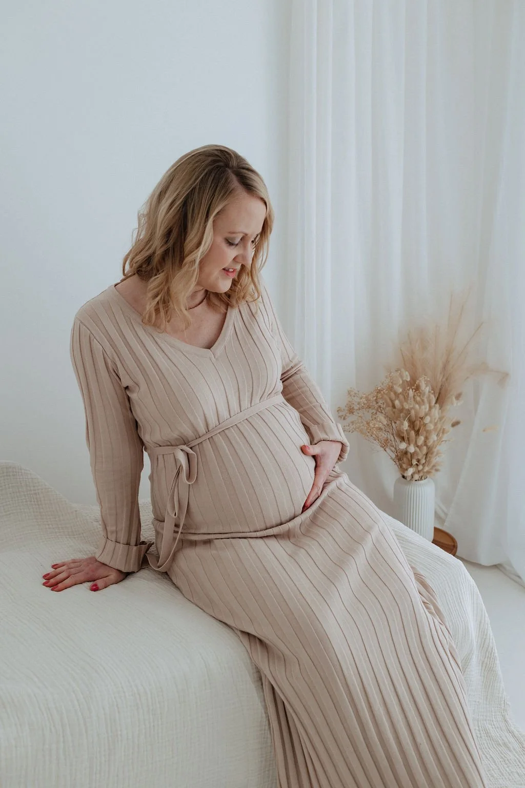 Maternity photographer Bedford
