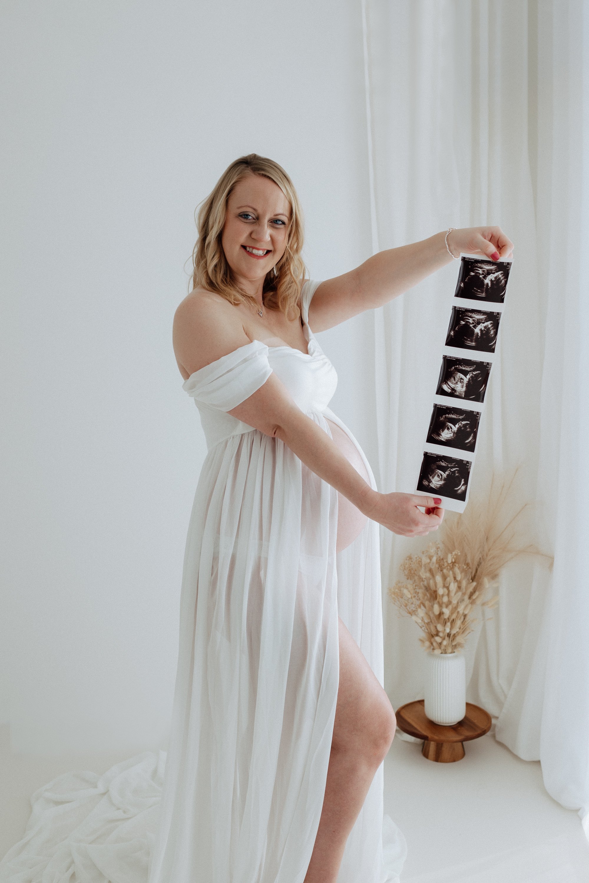 Bedford Maternity photographer-12.jpg