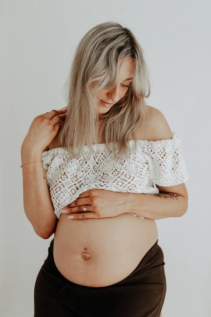 Maternity photographer cambridgeshire