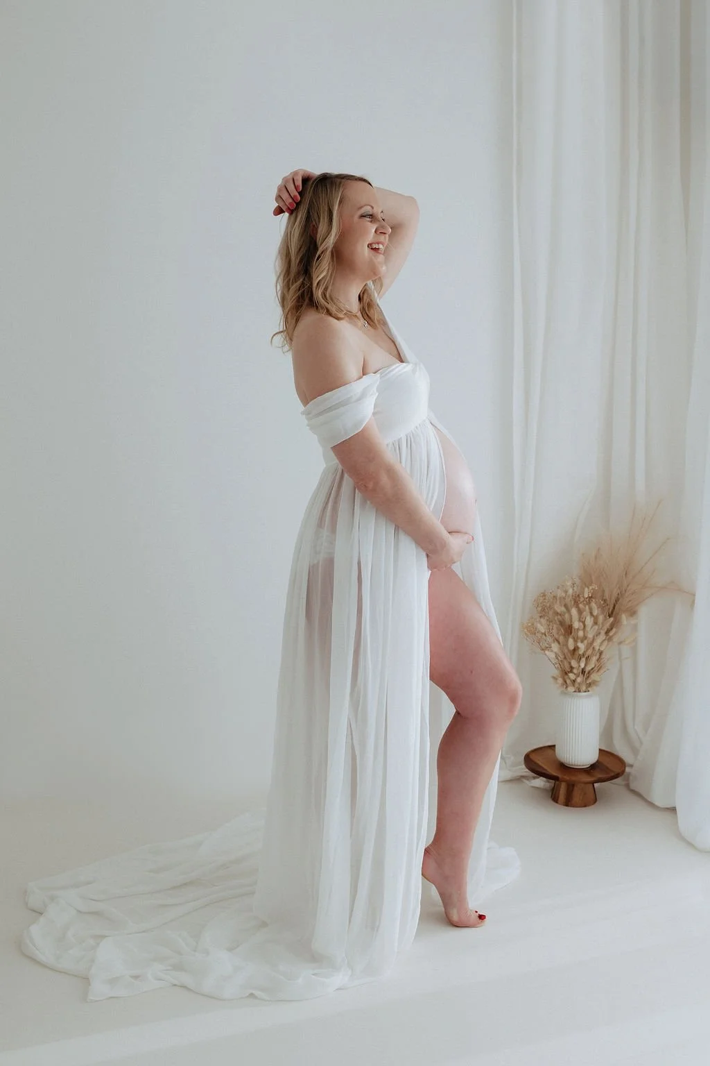 Maternity photographer Bedford