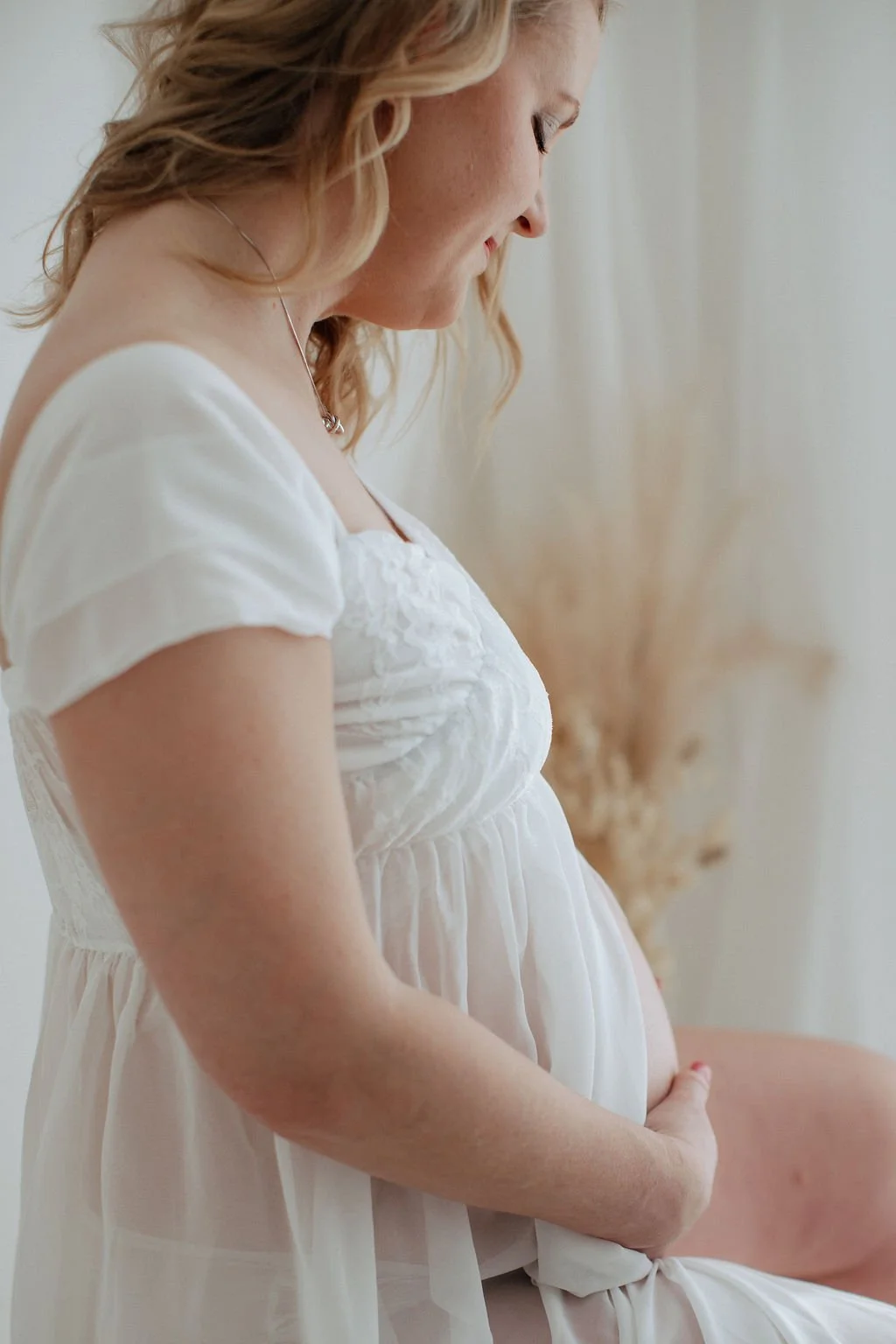 Maternity photographer Bedford