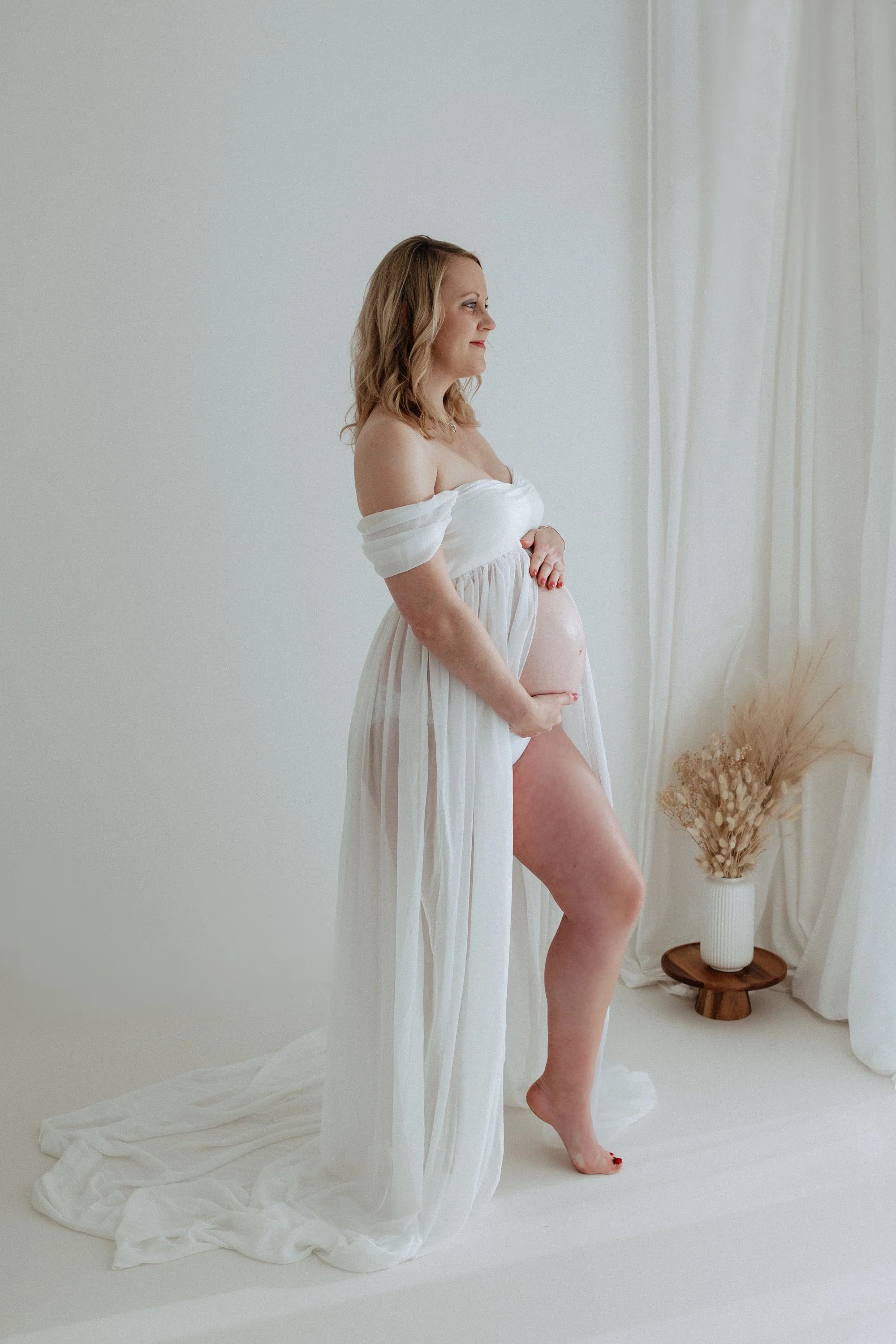 Bedford Maternity photographer-14.jpg