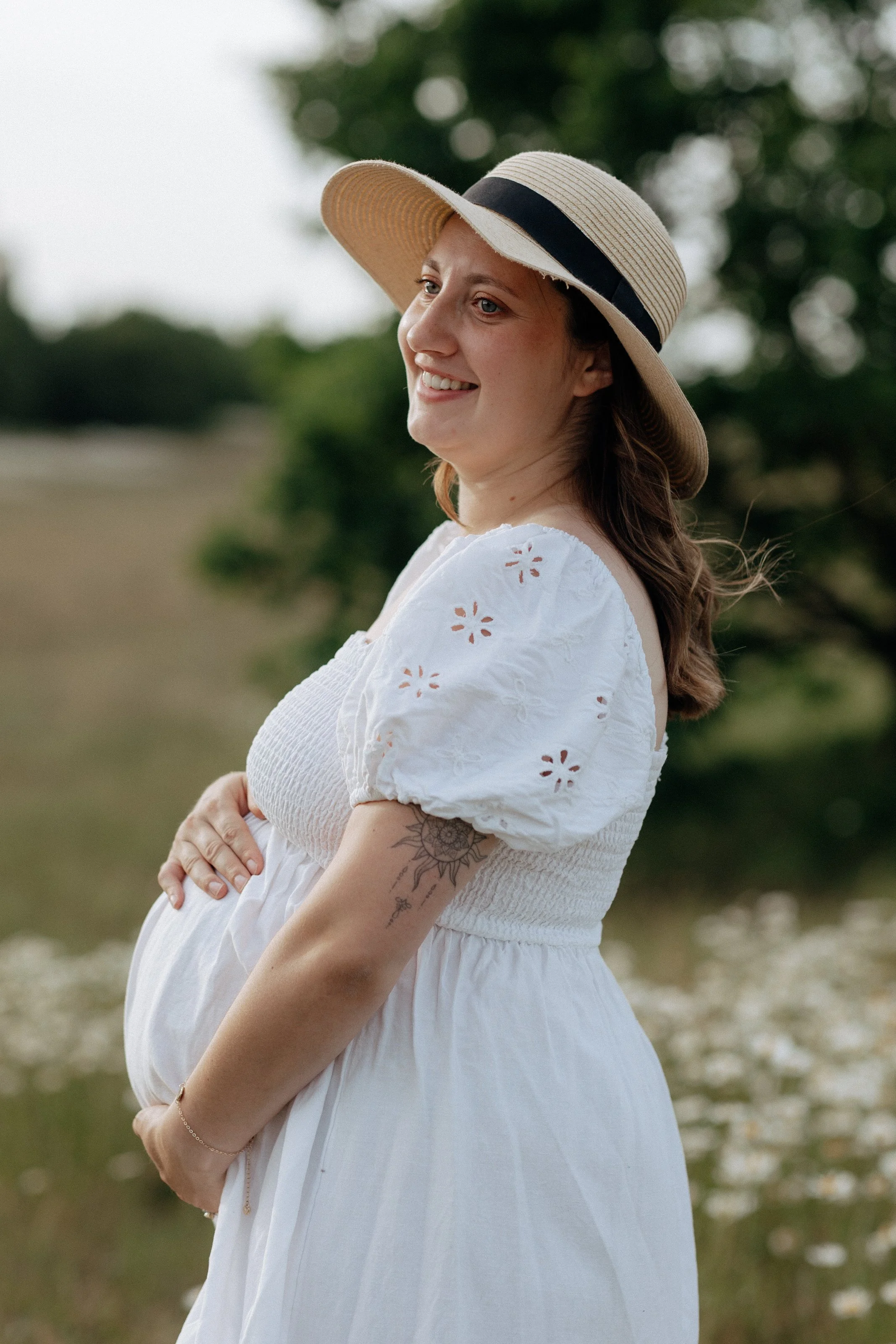 Maternity photographer Bedfordshire Cambridgeshire