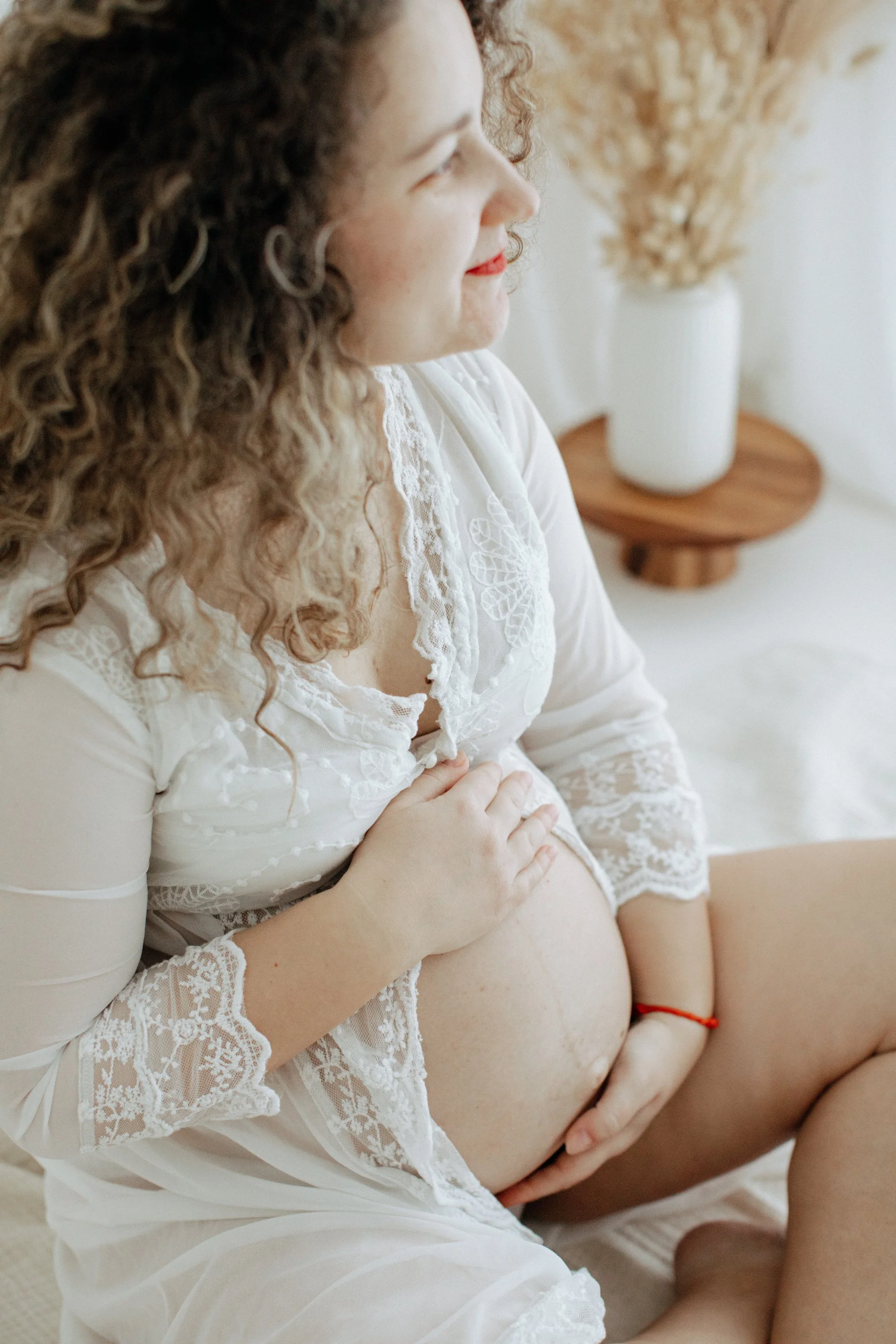 Maternity session Bedford-15.jpg