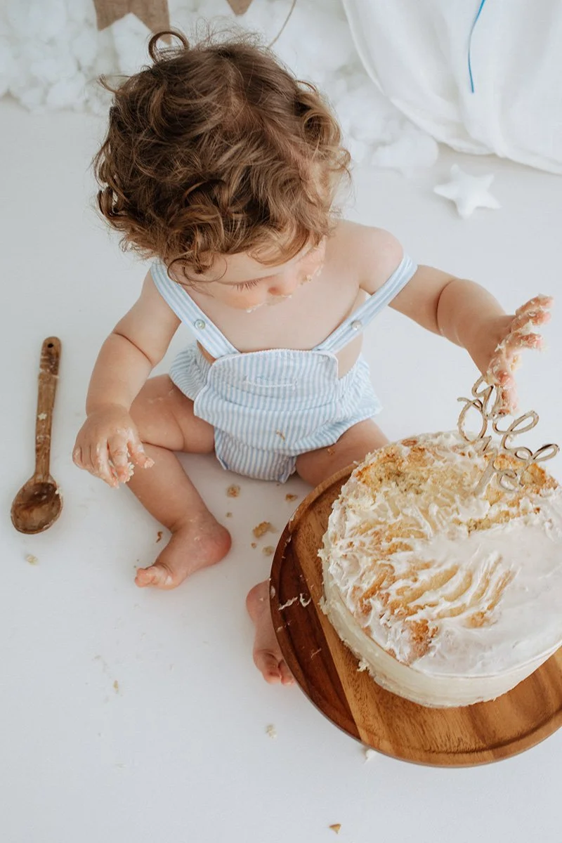 Cake Smash photography Bedfordshire