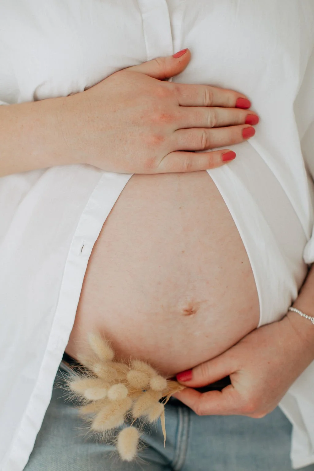 Maternity photographer Bedford
