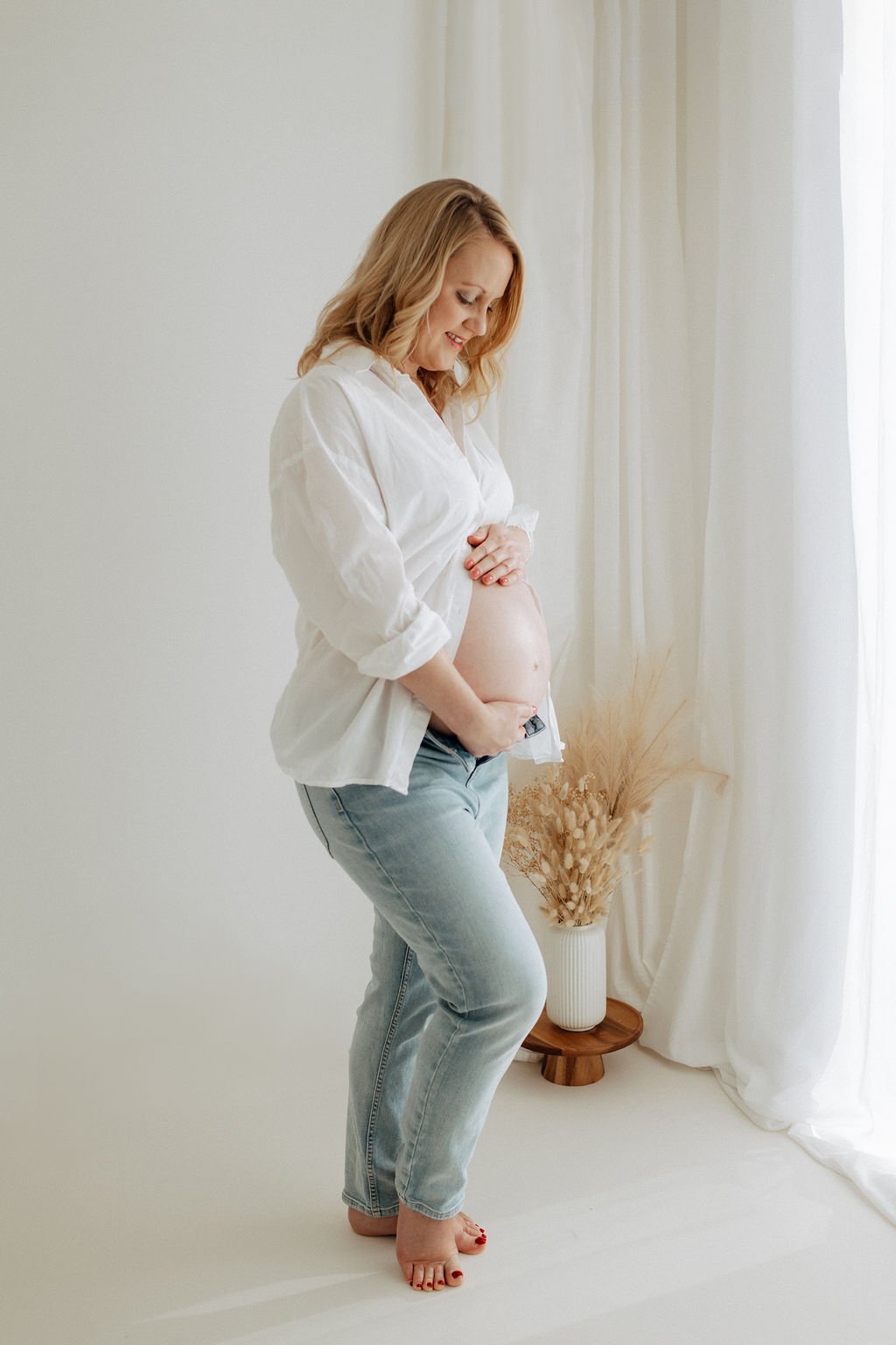 Maternity photographer Bedford
