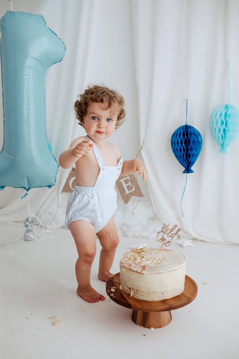 Cake Smash photography Bedfordshire