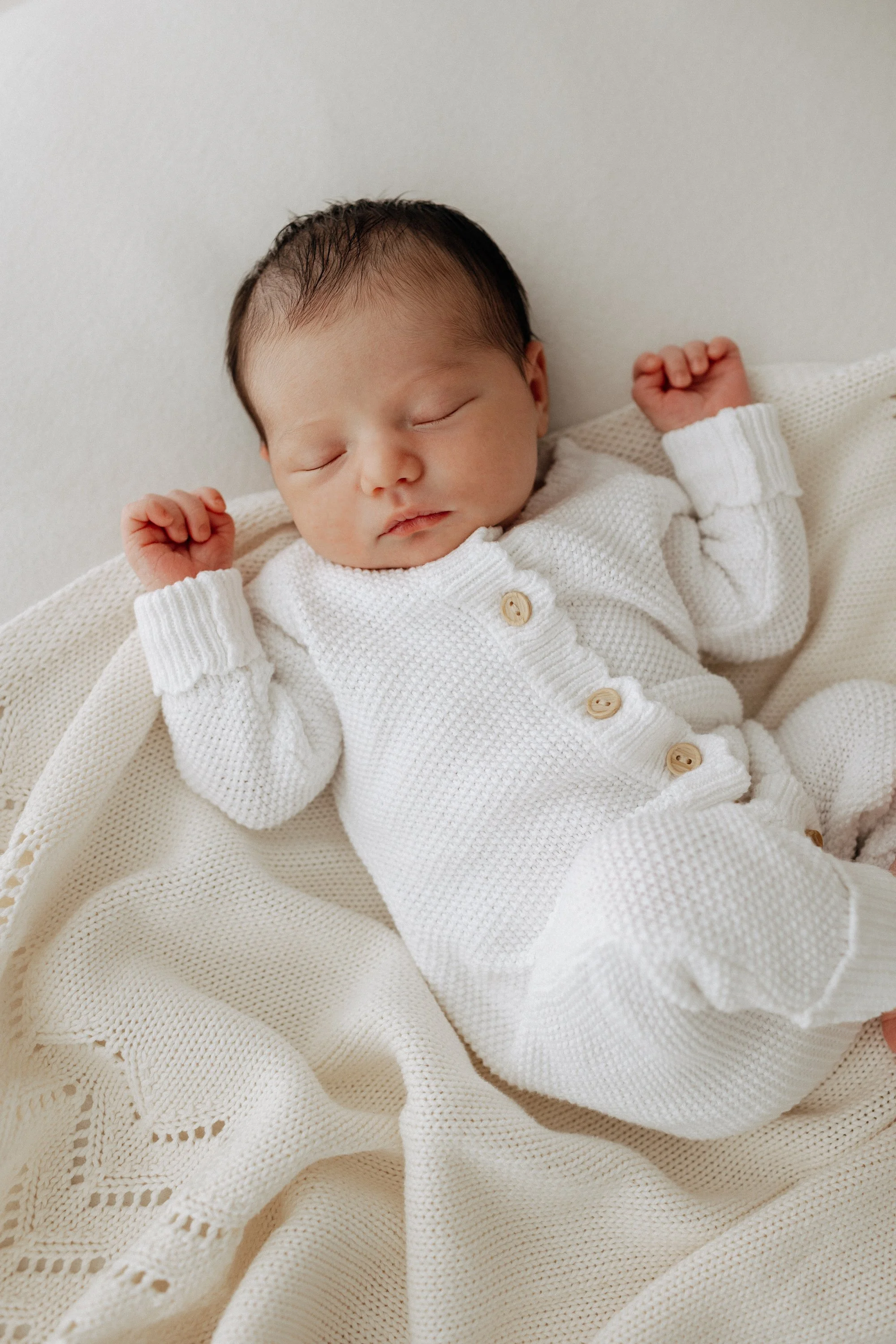 Newborn photographer Bedford-1-3.jpg