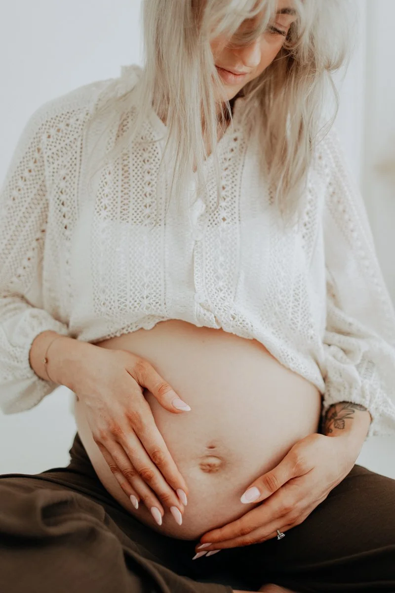 Maternity photographer cambridgeshire Bedfordshire