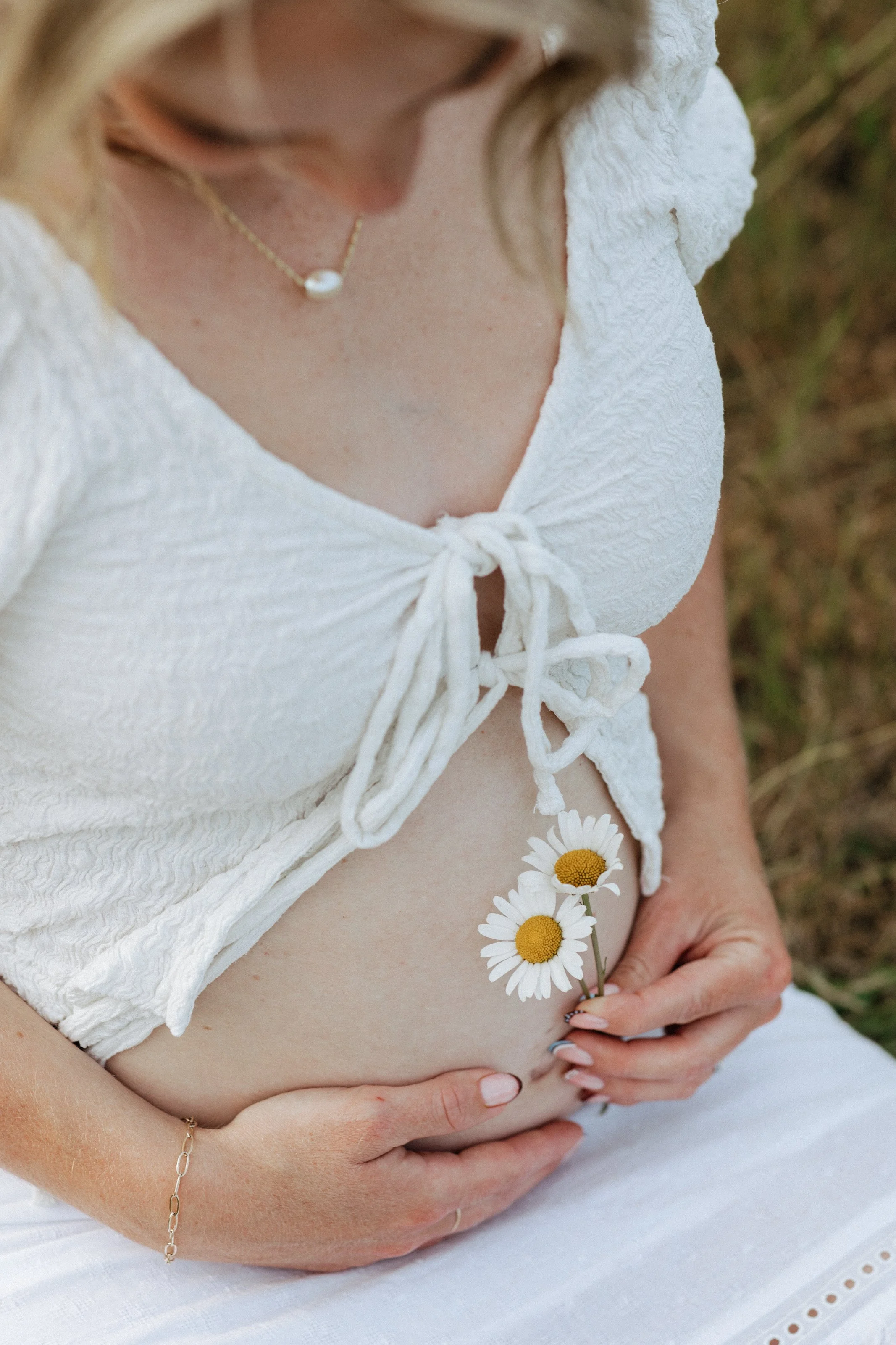 Maternity photographer Bedfordshire Cambridgeshire