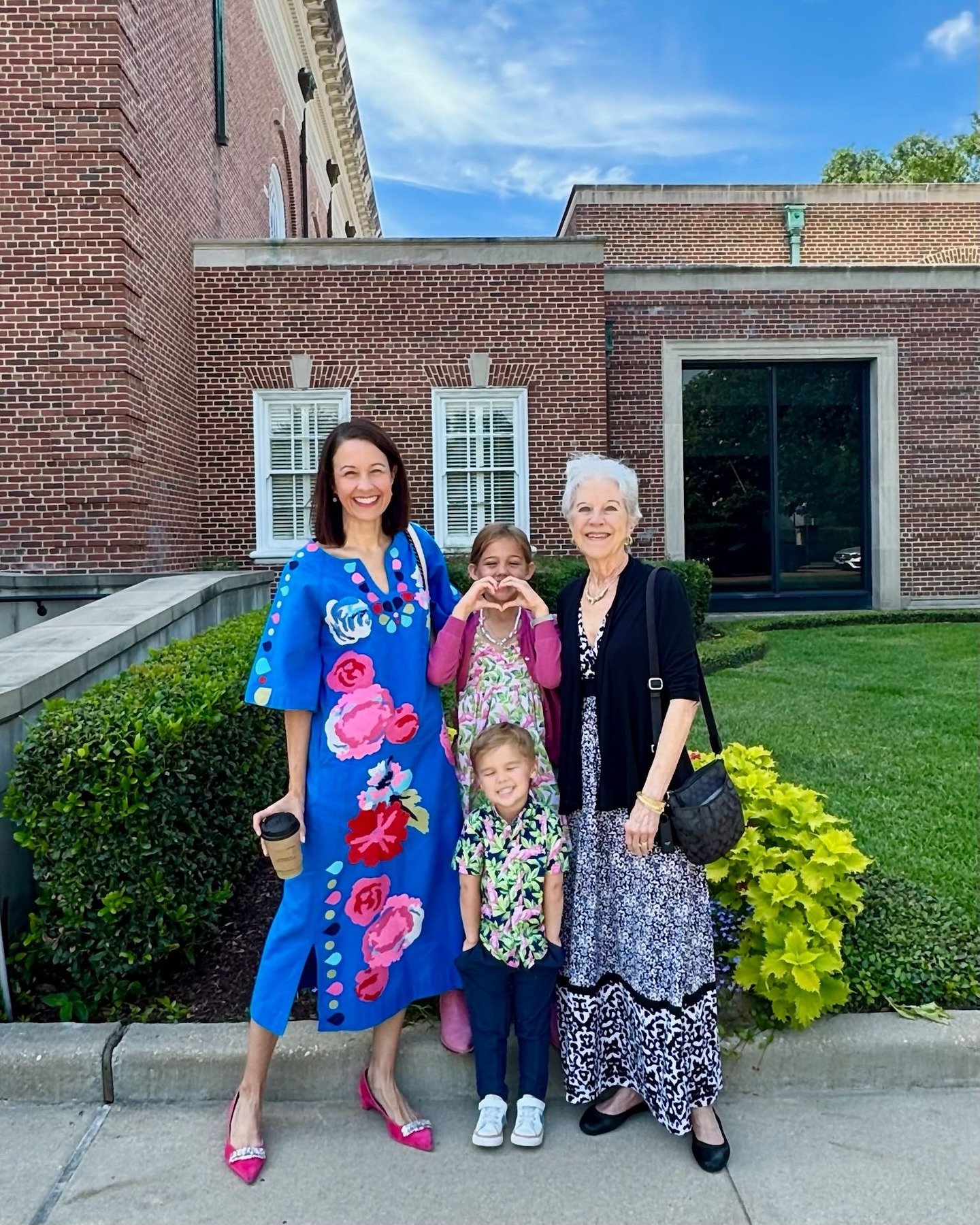 💖 CARRIED AWAY 💖 - The things that inspired, encouraged, and motivated Carrie in May...
&zwj;
👩&zwj;👧&zwj;👦Enjoyed Mother&rsquo;s Day with some of my favorite humans
🌸Cherished all of the handmade Mother&rsquo;s Day goodies
🥇Celebrated Elle wi