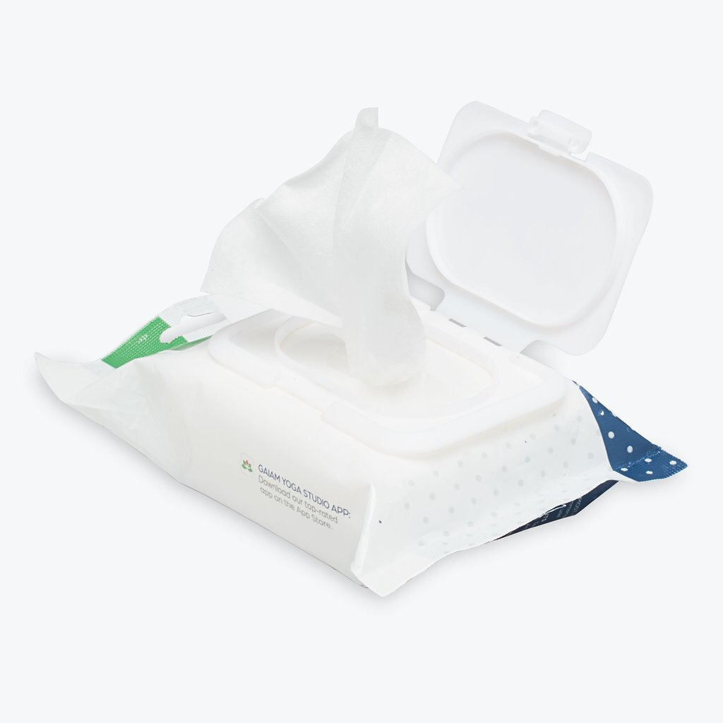 05-63874_GAIAM-YOGA-MAT-WIPES_C_1024x1024.jpg