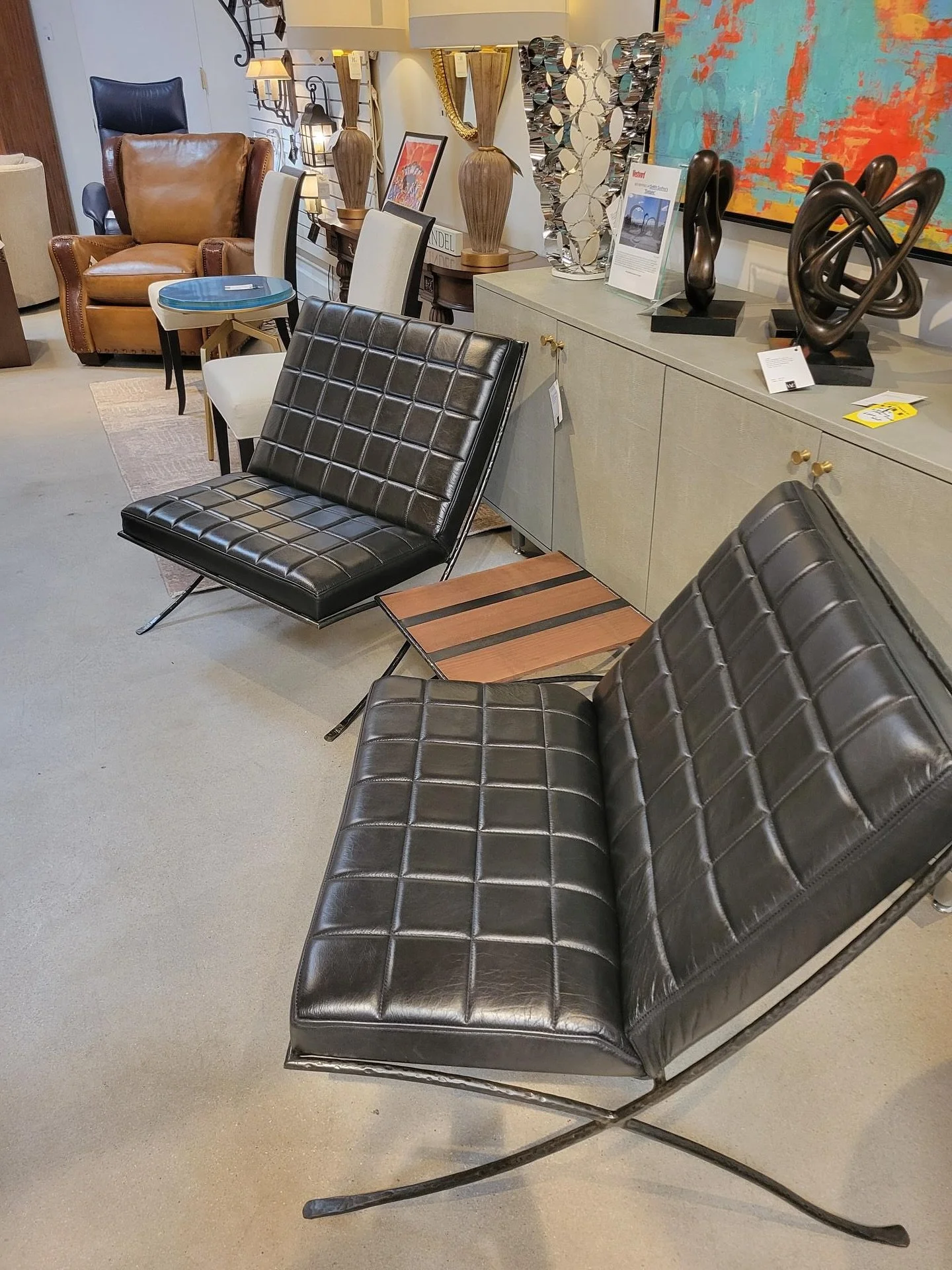 Locally-made, handmade furniture 🙌 

Garrett Reynolds, owner and operator of Bonnie Brae Welding, is a second generation metal fabricator. 

Bonnie Brae Welding is a family owned and operated business that cares about their clients and community. 

