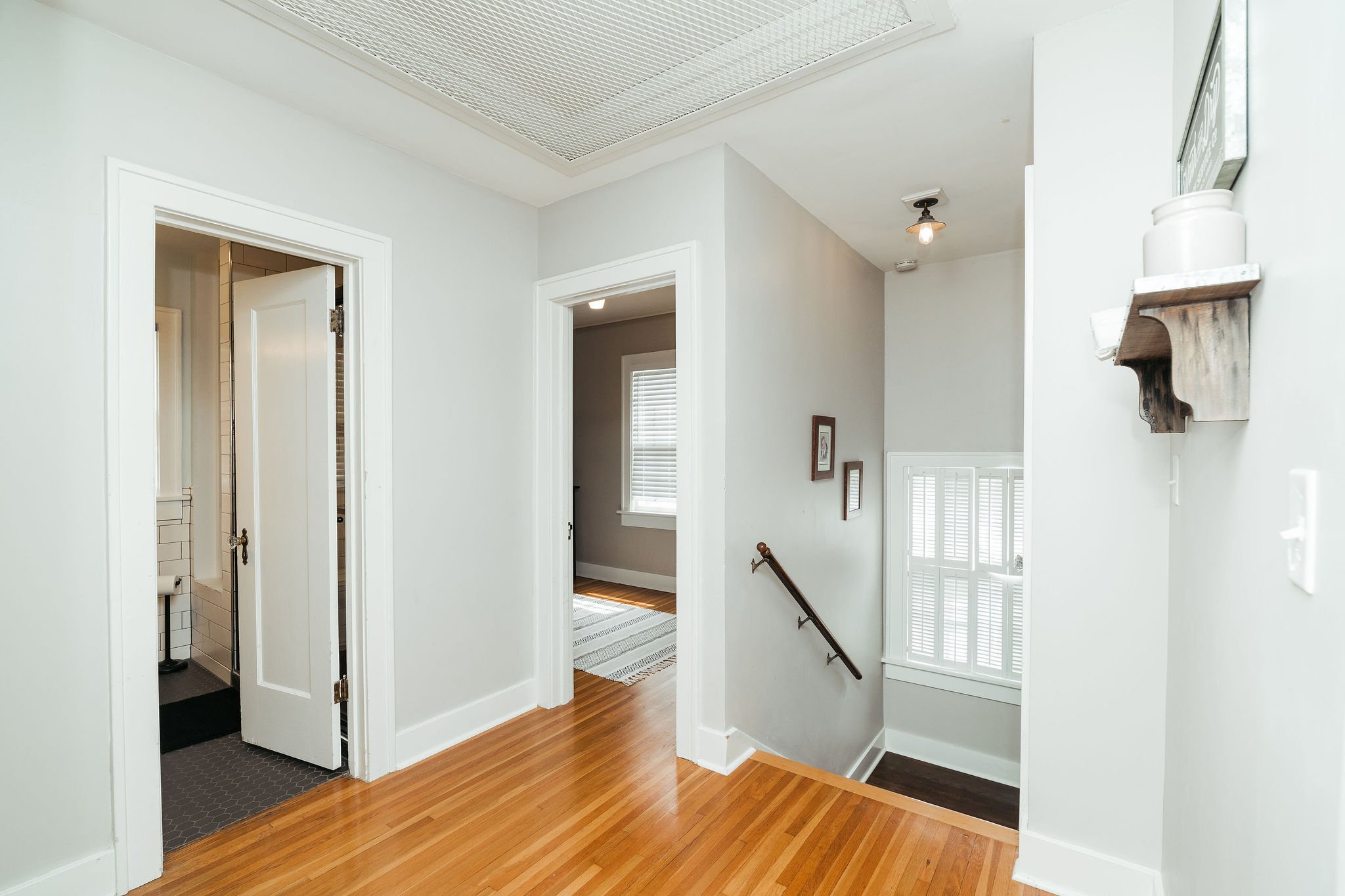 1501EWalnutSt-46.jpg