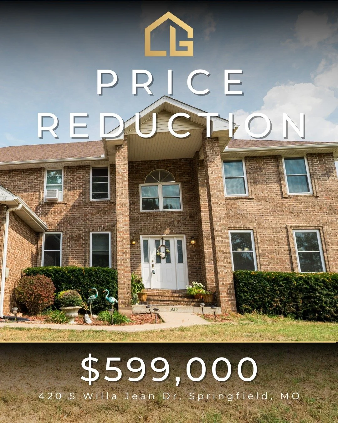 ✨ Price Improvement on 420 S Willa Jean Dr! ✨
Discover timeless charm and modern luxury in this beautifully renovated Victorian-style home on Springfield’s east side. With 6 bedrooms, 3 baths, and over 4,700 sq ft, this property offers the perf