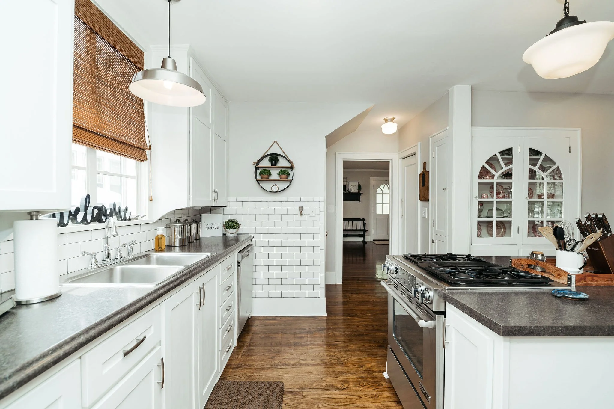 1501EWalnutSt-23.jpg