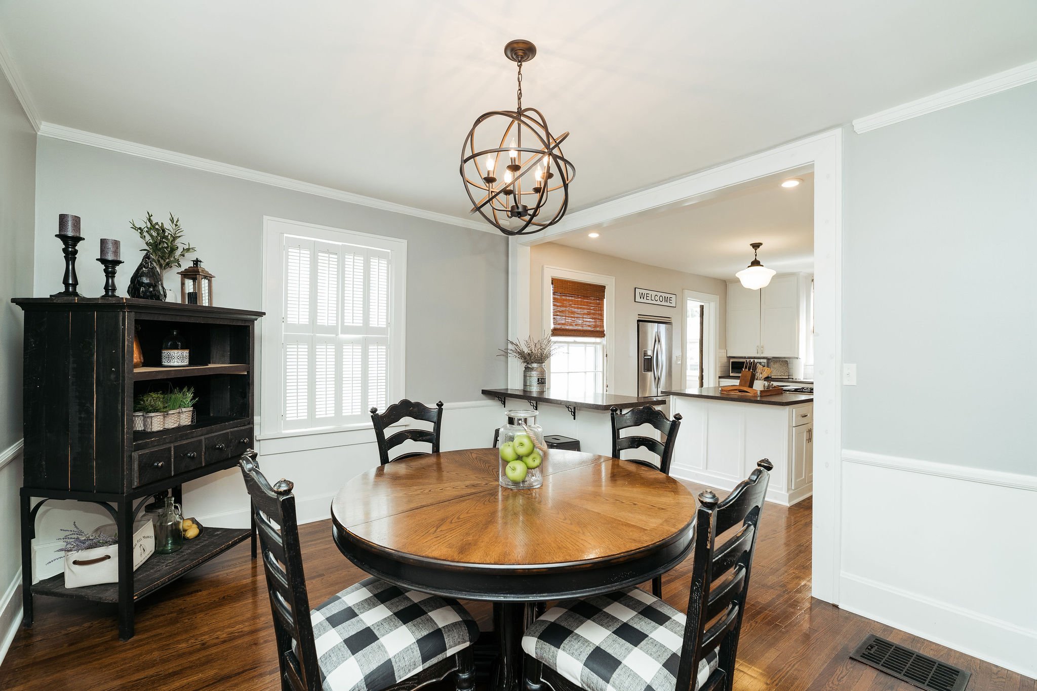 1501EWalnutSt-34.jpg