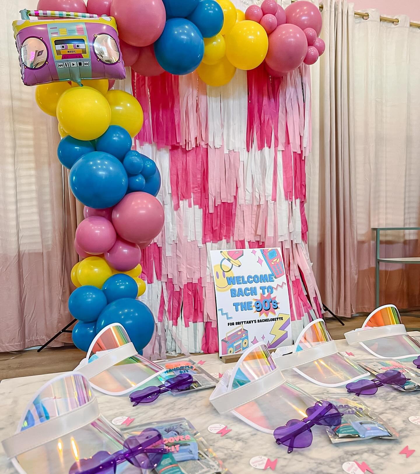 BACH TO THE 90&rsquo;s ⚡️🚀 How cute is this throwback themed party 🤩

#thebachplan #bachelorettebags #bachelorettepartydecor #bachtothe90s #austintexas #nashville #partyplanning #2025bride #bachloretteweekend