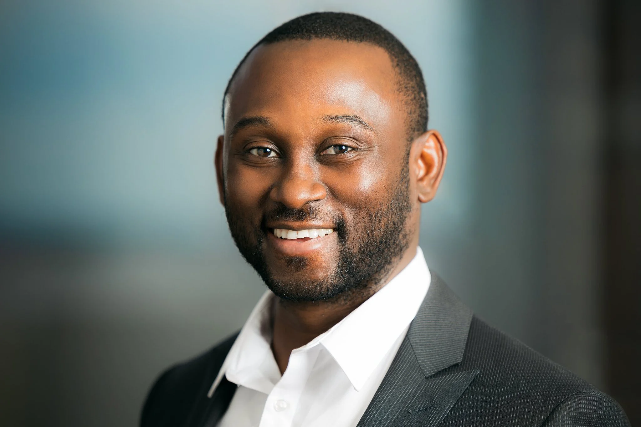 Envirmental Office Background Business Portrait.jpeg