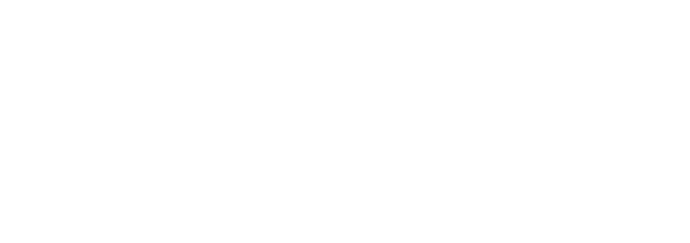 Mensaje en fondo negro que dice: «Different is risky. Invisible is worse.» y en la esquina superior derecha, un gráfico de una montaña.
