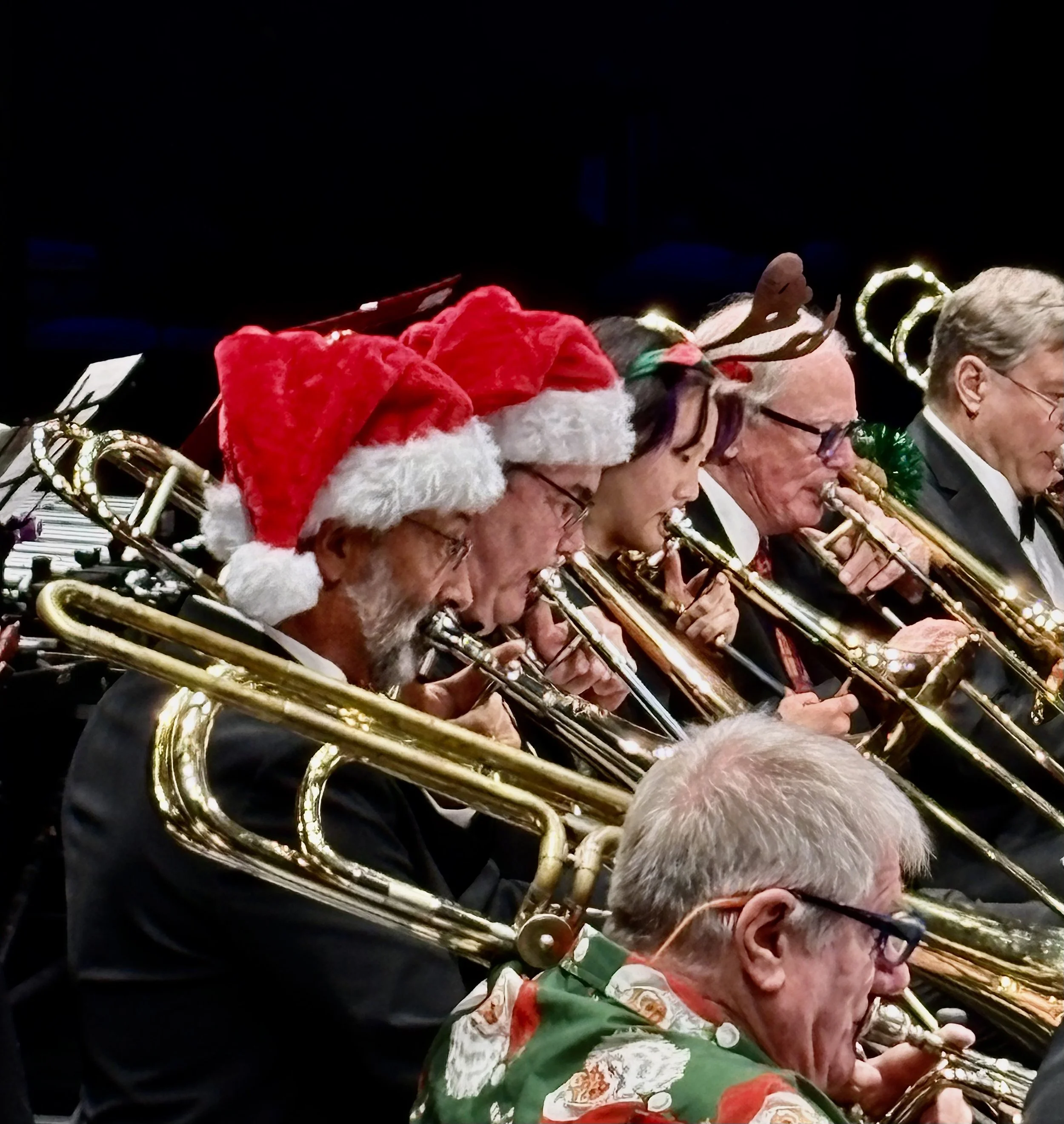 LCCB Holiday Concert 20252.jpeg