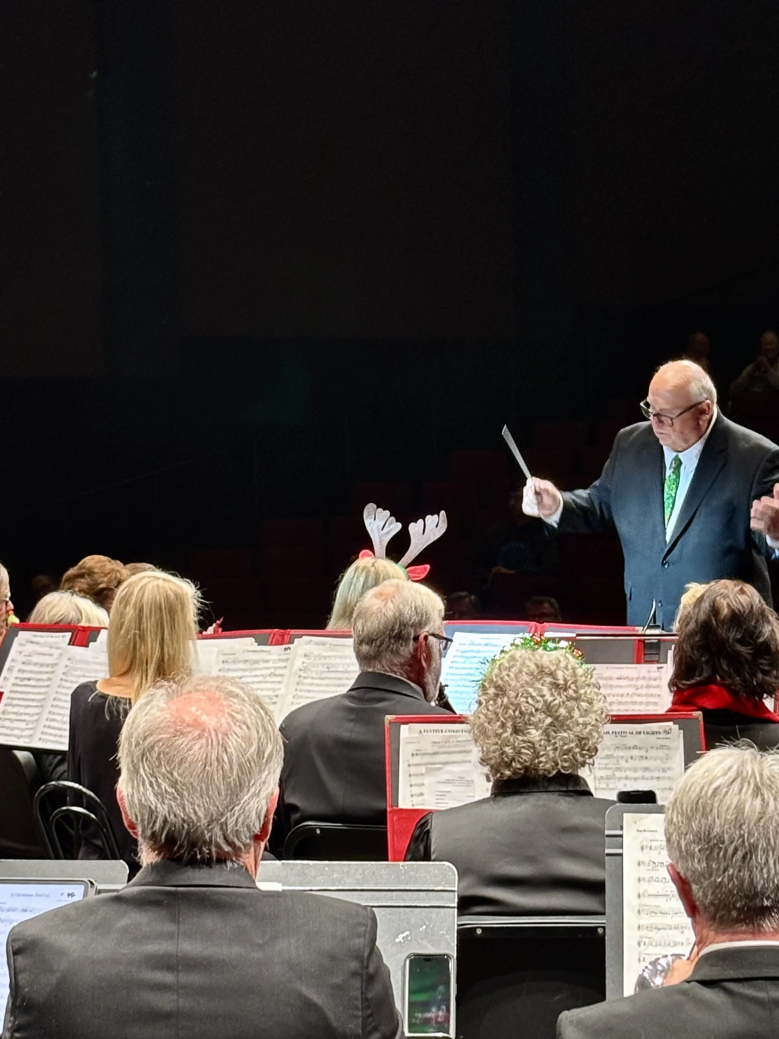 LCCB Holiday Concert 20253.jpeg