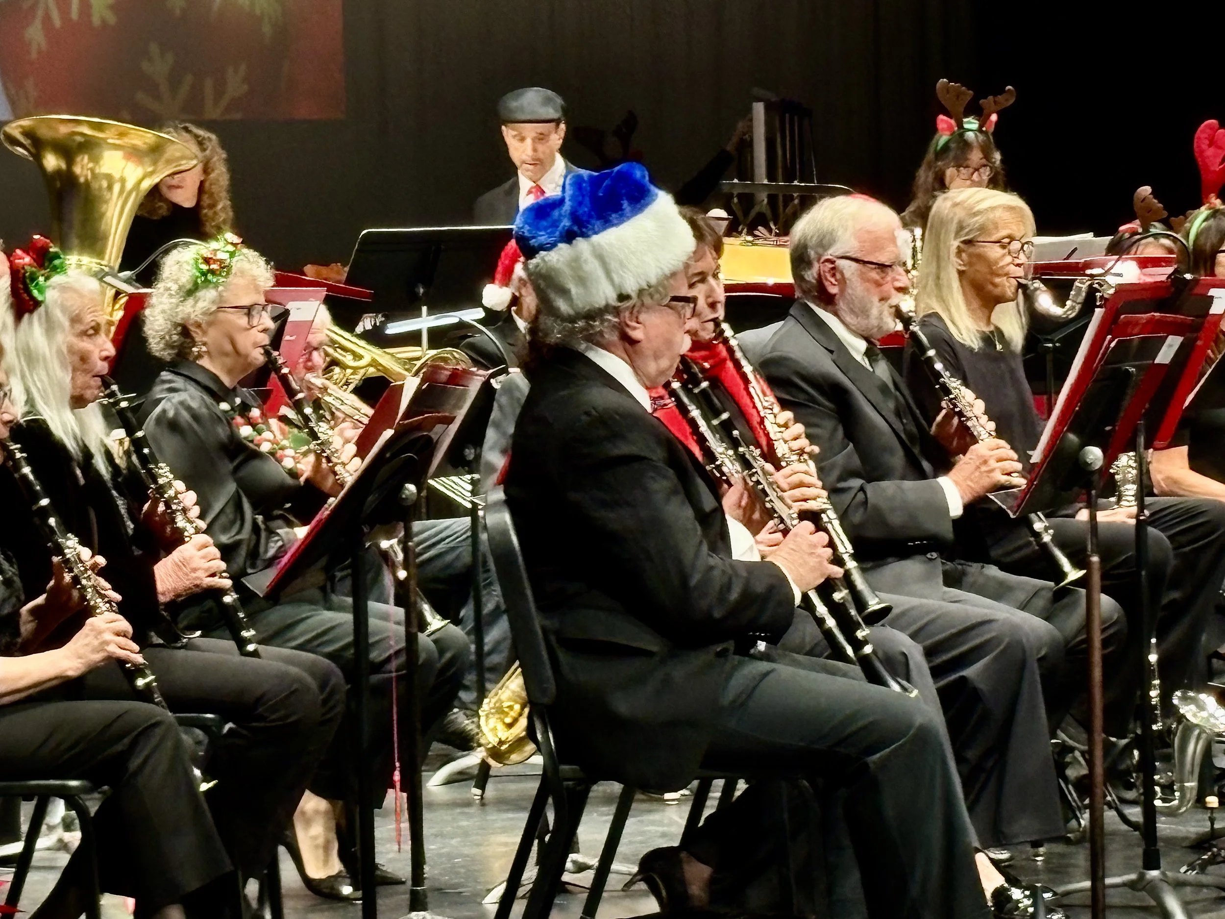 LCCB Holiday Concert 20259.jpeg
