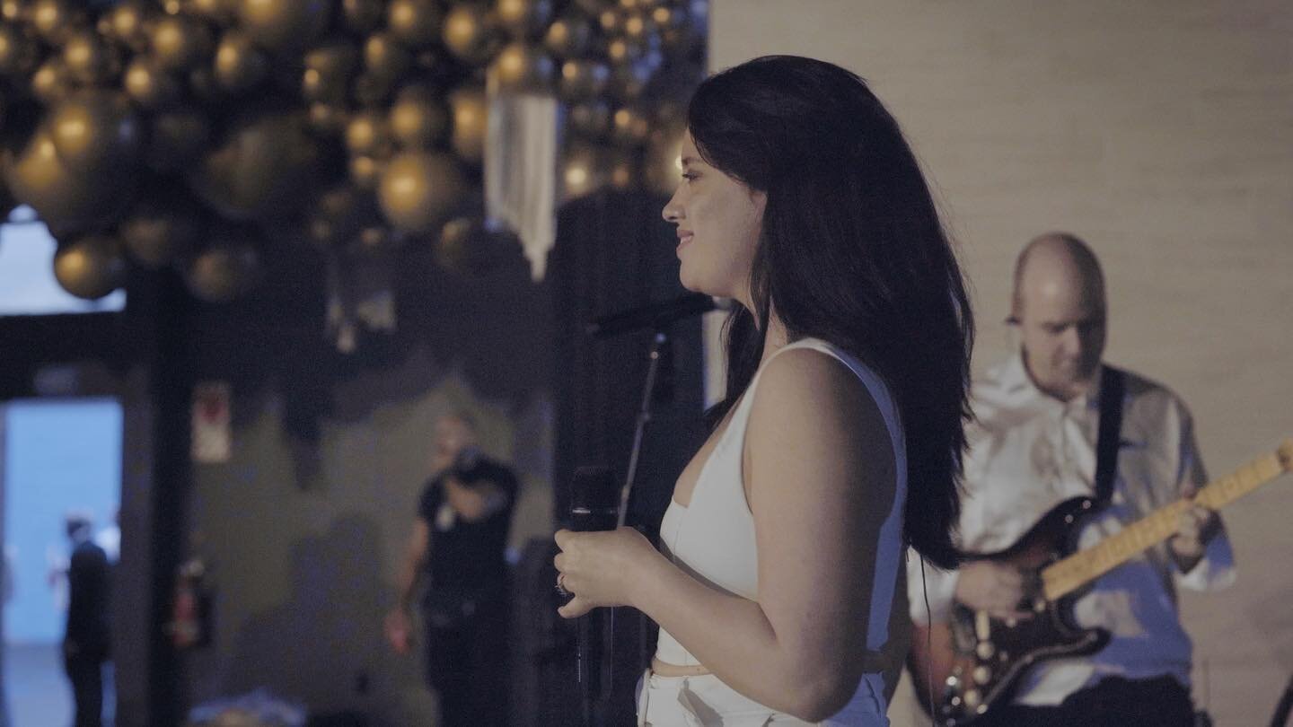 Playing at Flare Bar @skycityakl this Friday from 4.30pm - 6.30pm with @haydsnz and @boycrush___
Come on down and say hi!