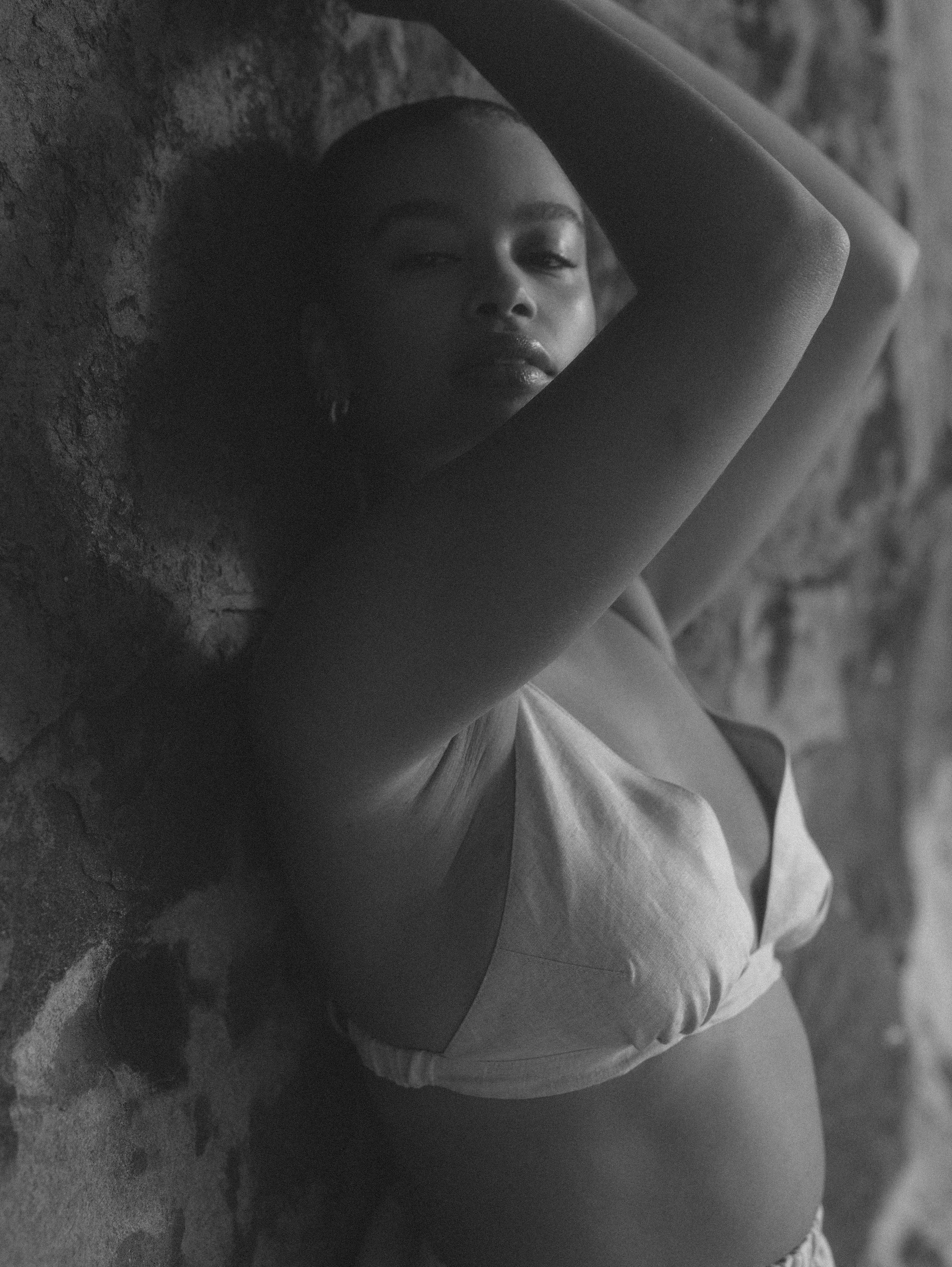 ✦
