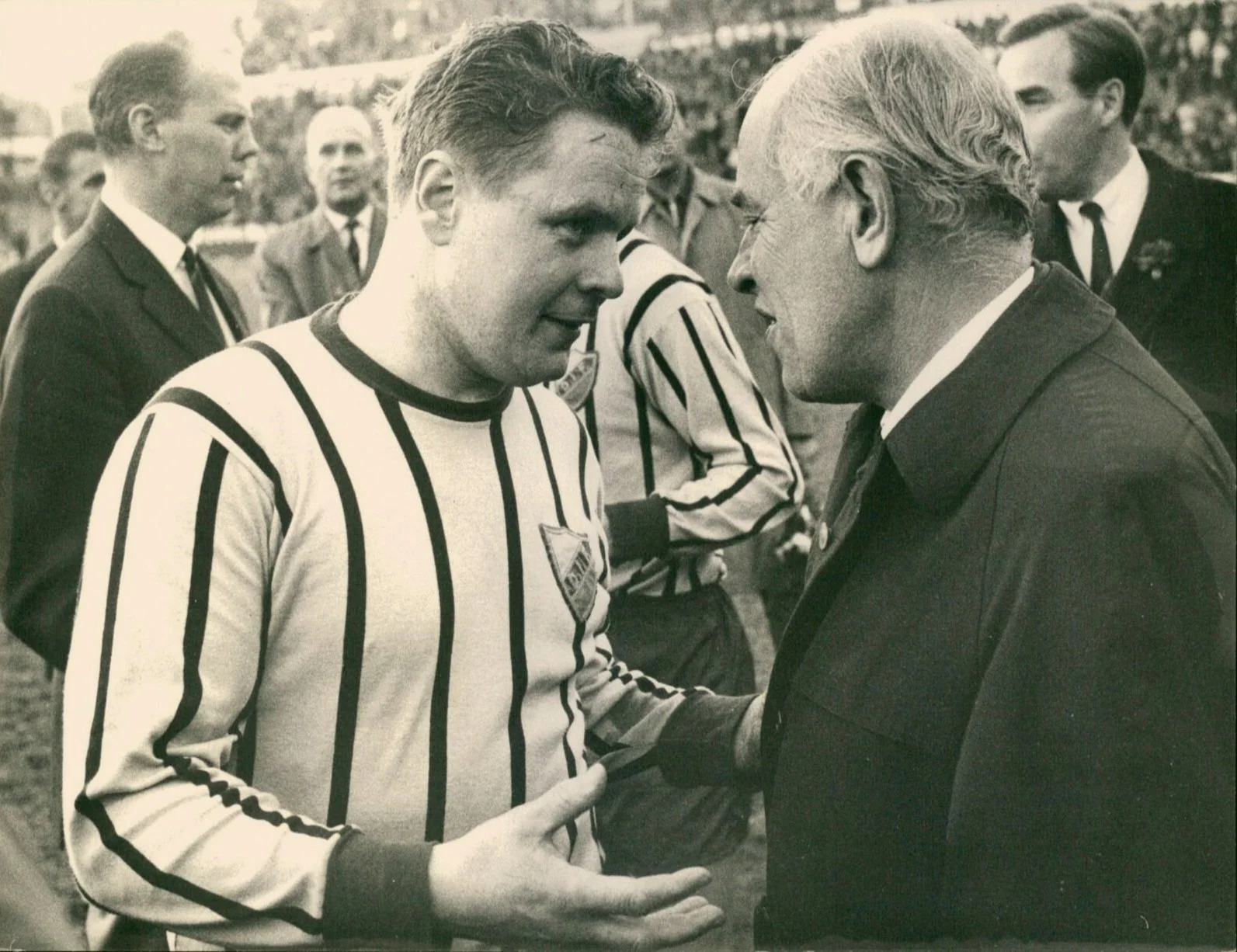 1966-10-30%2Bguld%252C%2BKnivsta%252C%2Bfra%25CC%258An%2BeBay%252C%2Bfoto%2BBjo%25CC%2588rn%2BLindstro%25CC%2588m.jpg