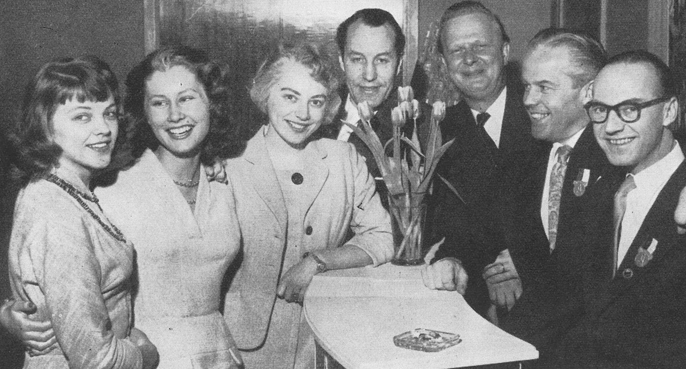 Djurg†daren 1956 sid 3 kopiera.jpg