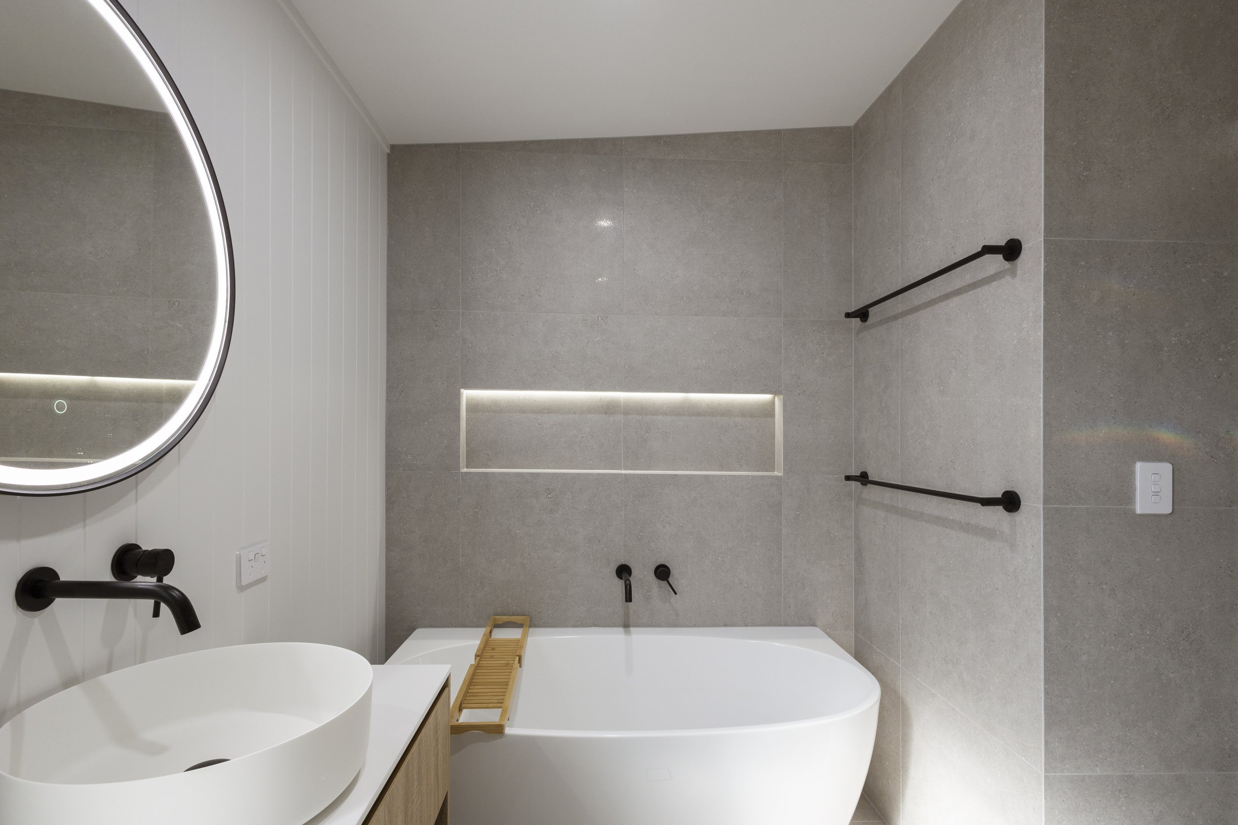 Vision Bathrooms_2 Allinga St_ (2).jpg