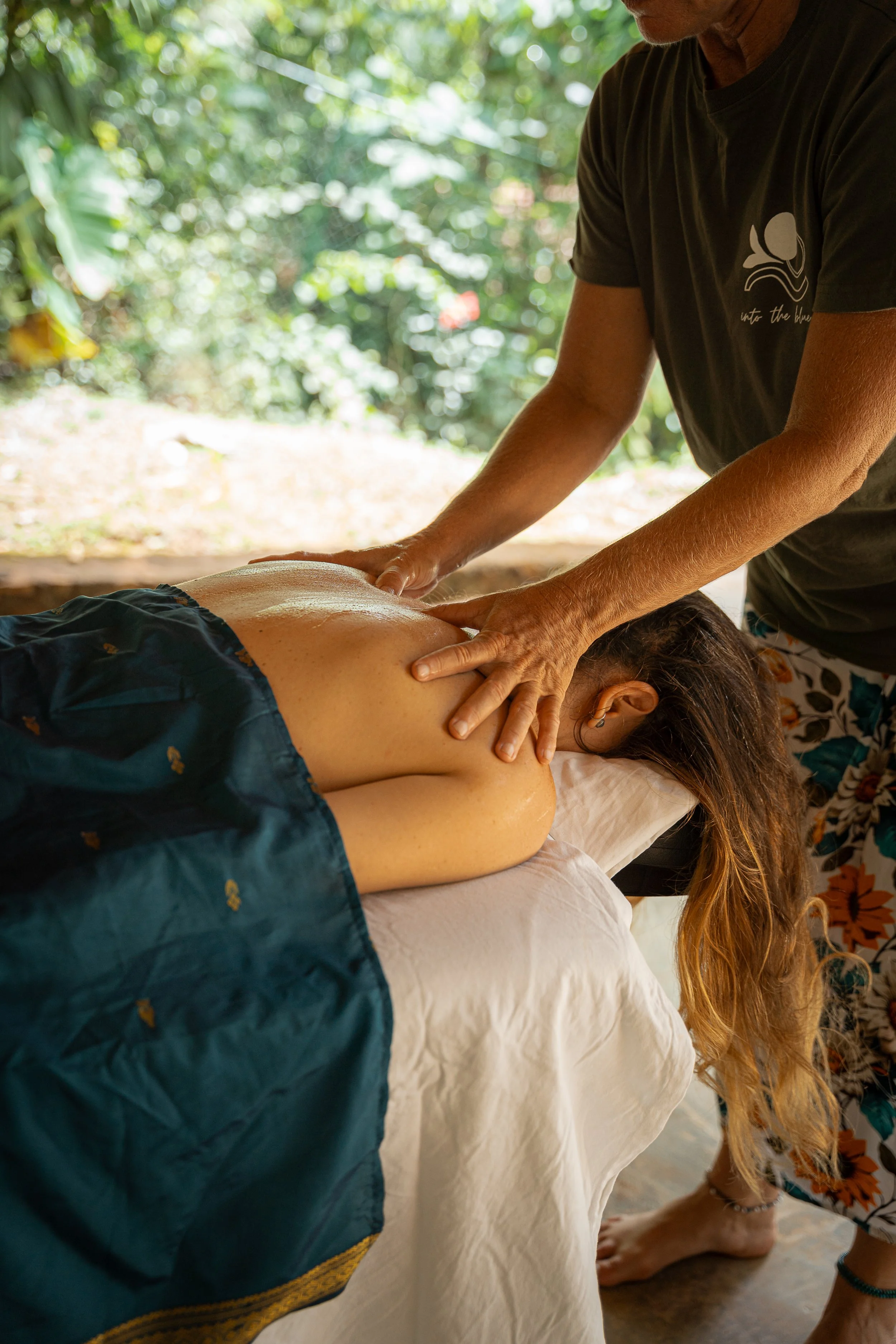 Massages in nature at into the blue in Unakuruwa Sri Lanka