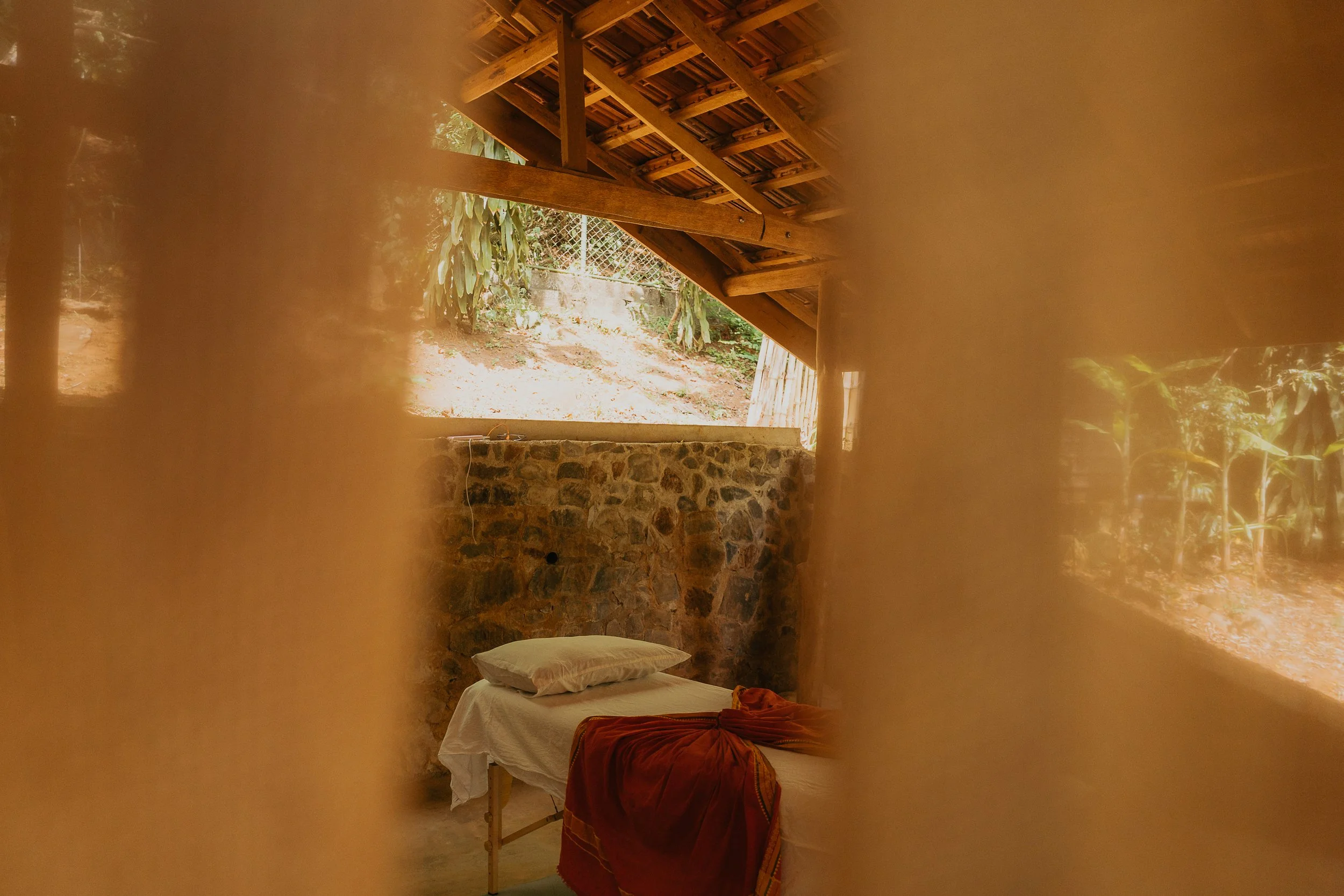 massage space in nature between hiriketiya and tangalle